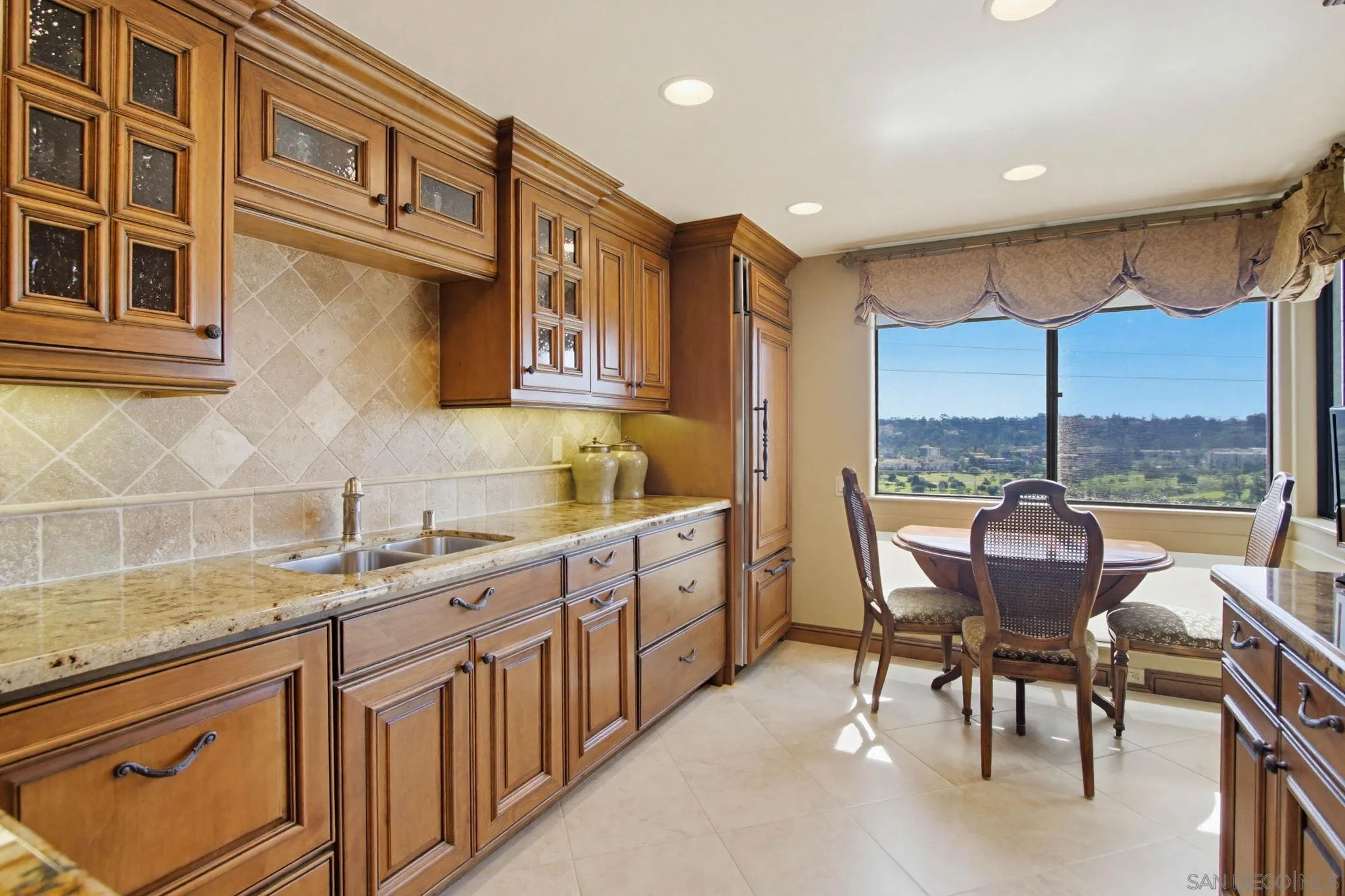 Photo #8: 260011735 Listing: Photo #8