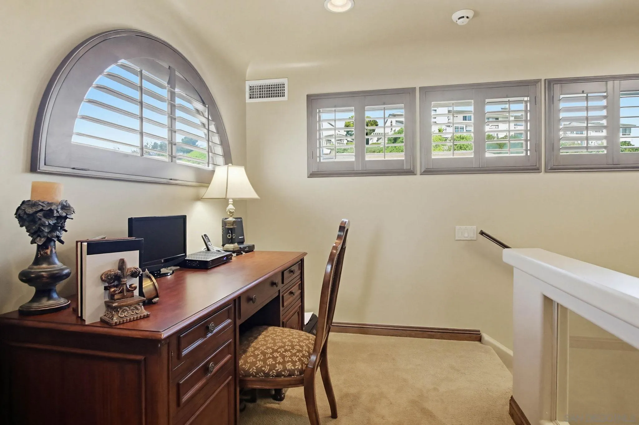 https://cdn.realtyfeed.com/cdn/127/260011735/67b35dea19659c4458790ce8d525b521.webp