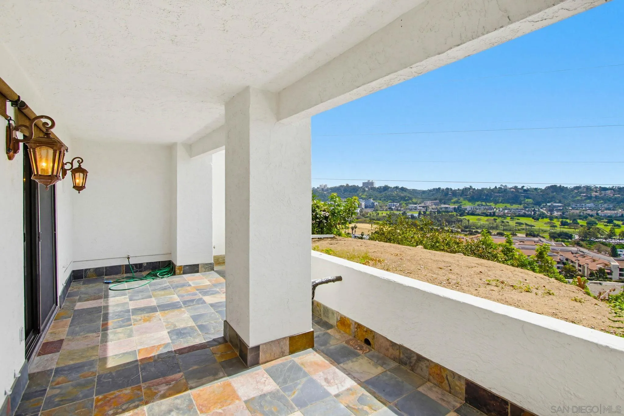 https://cdn.realtyfeed.com/cdn/127/260011735/c67b099dda1055e1920f38ee941584f7.webp