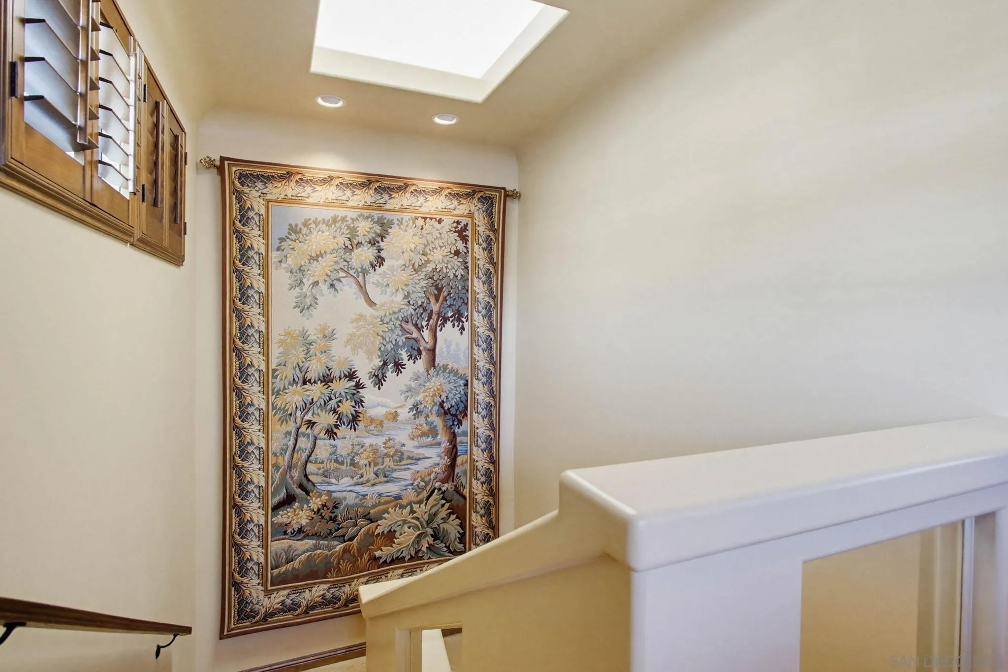 https://cdn.realtyfeed.com/cdn/127/260011735/c6e359ff5422442518c26f051099d29a.webp