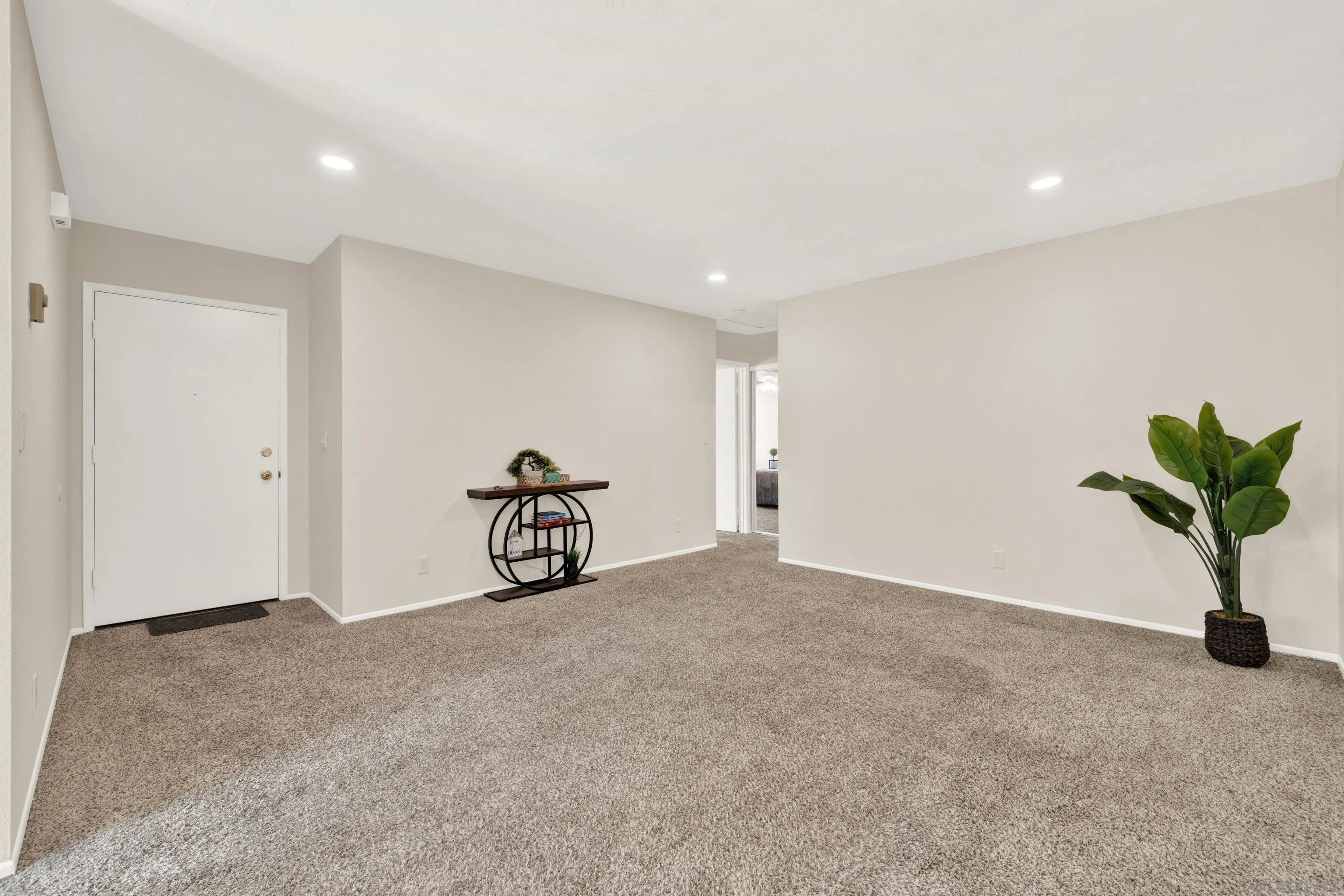 https://cdn.realtyfeed.com/cdn/127/260011738/7a50c6fd9ff4dcd050a998c0b1318a70.webp