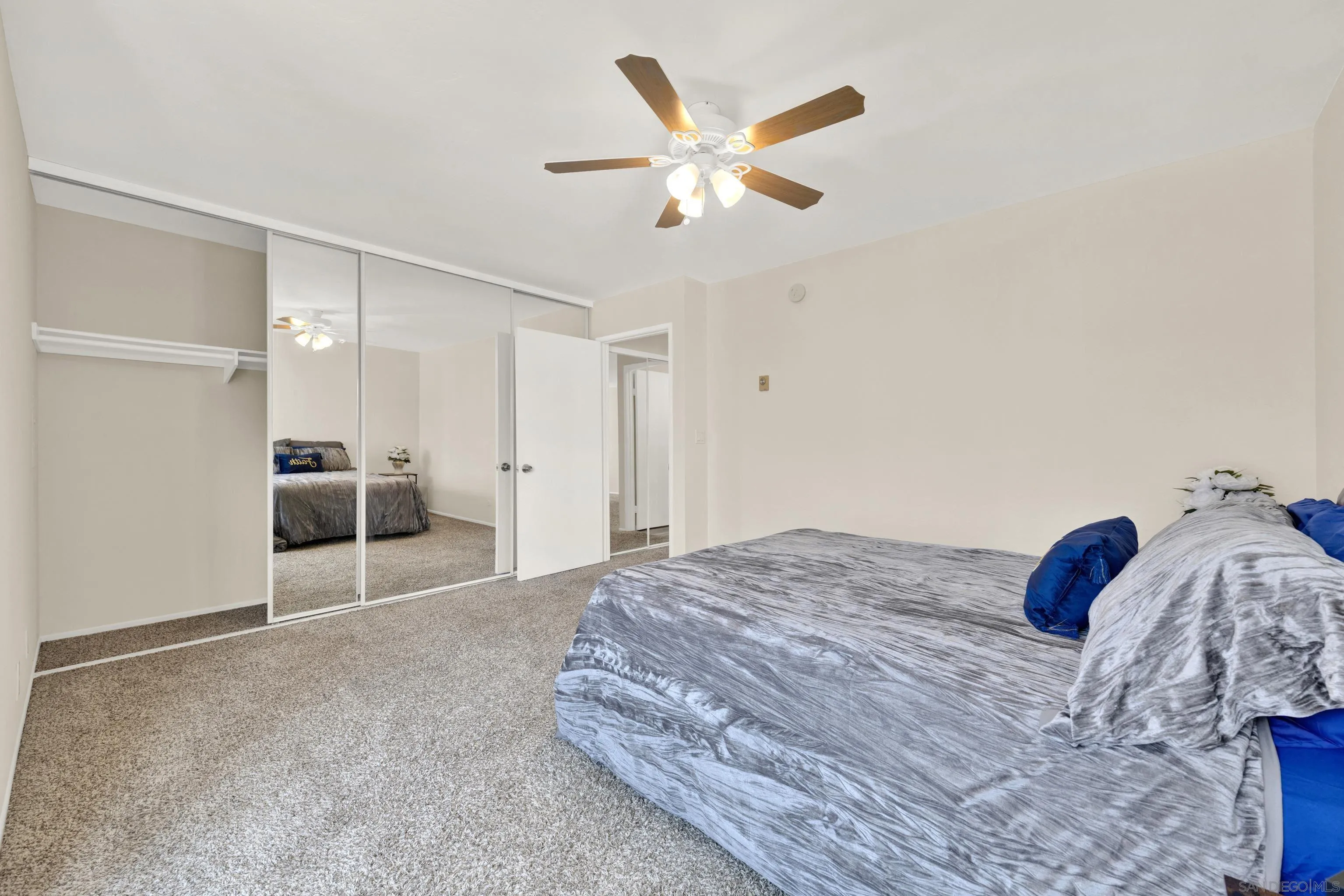 https://cdn.realtyfeed.com/cdn/127/260011738/7e96f7574fa59b6c716a2a6100023d2d.webp