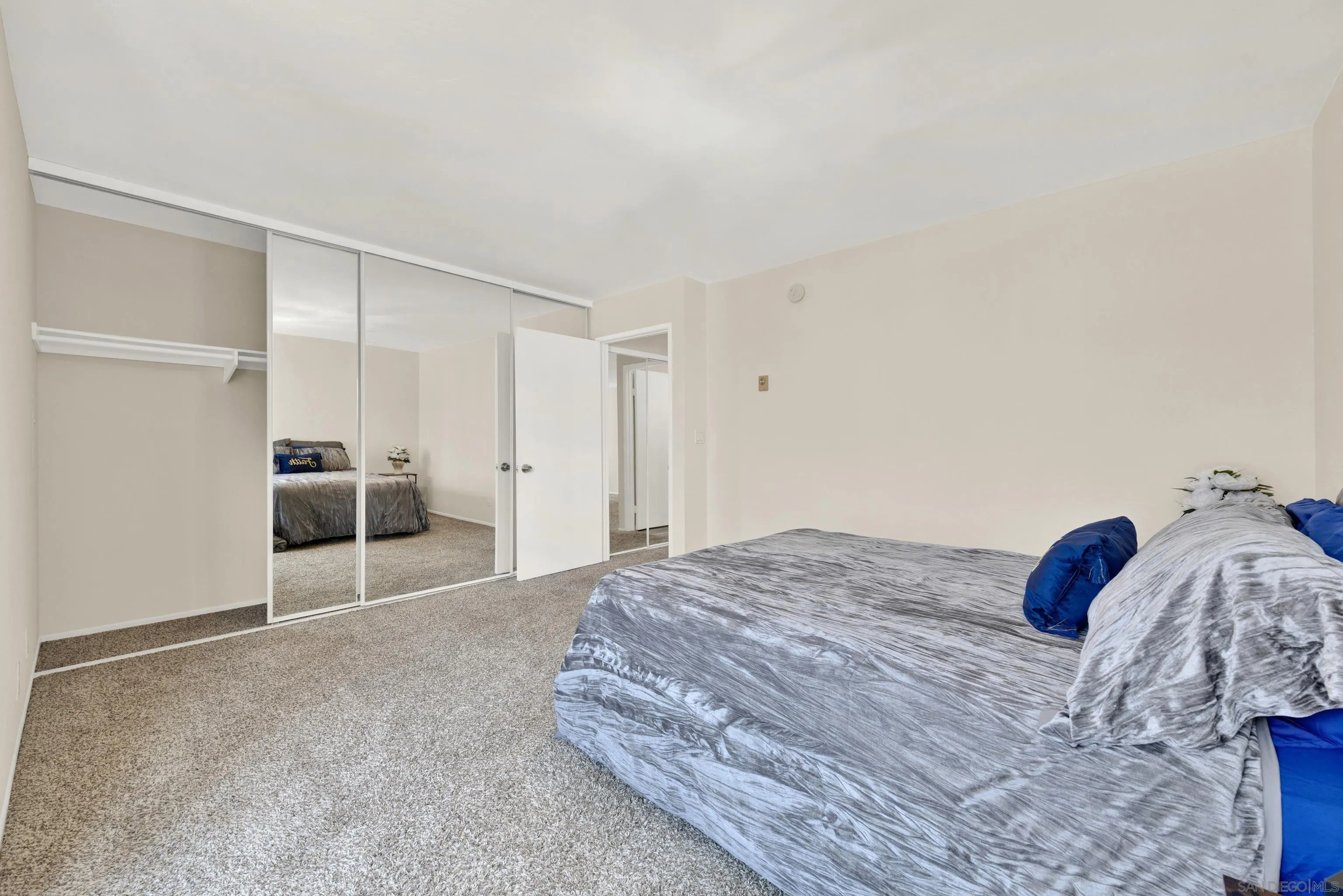 https://cdn.realtyfeed.com/cdn/127/260011738/e79793b3cf402b22db89cab9b1a8a919.webp