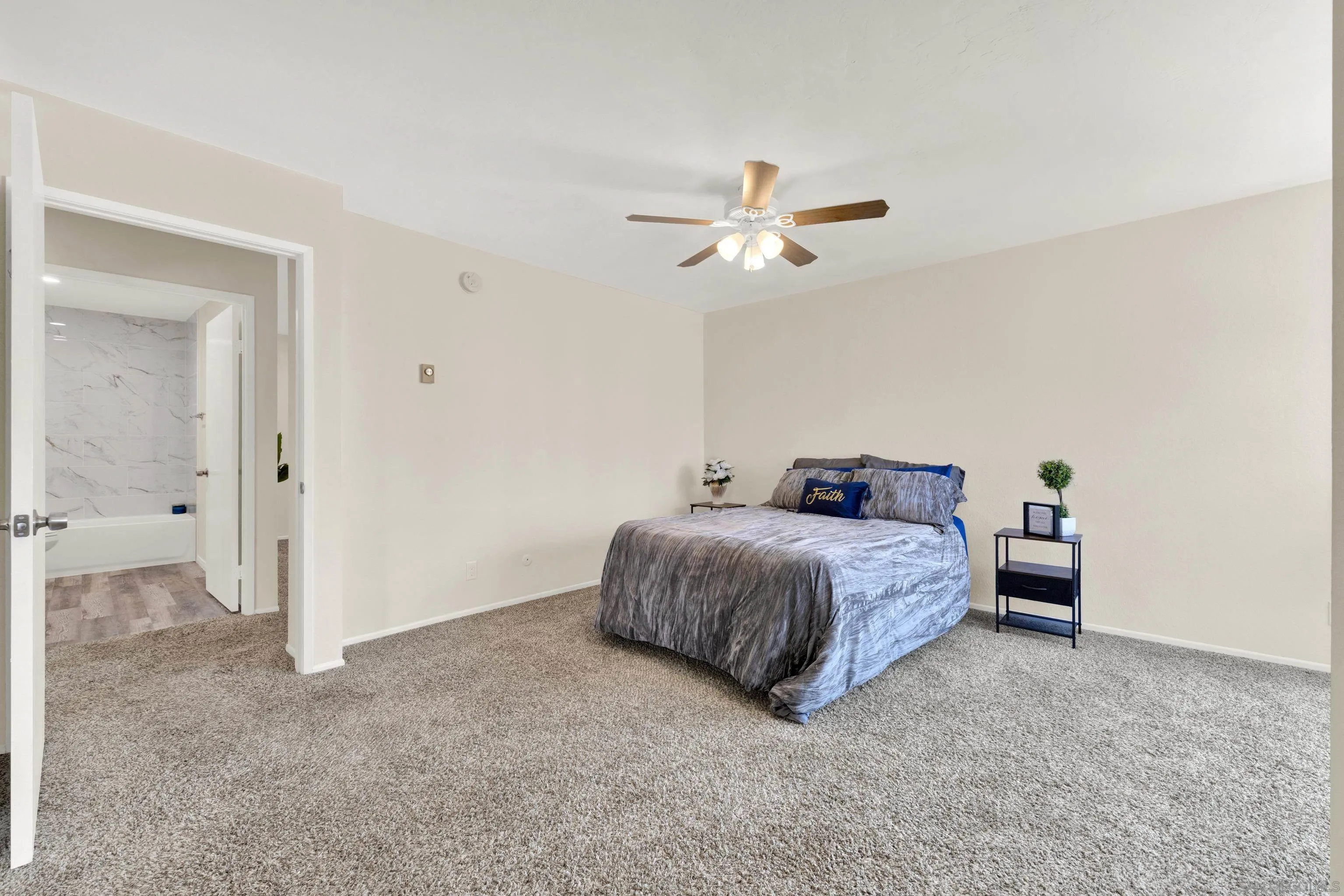 https://cdn.realtyfeed.com/cdn/127/260011738/e90cdf739271593daca8fdff692b297f.webp