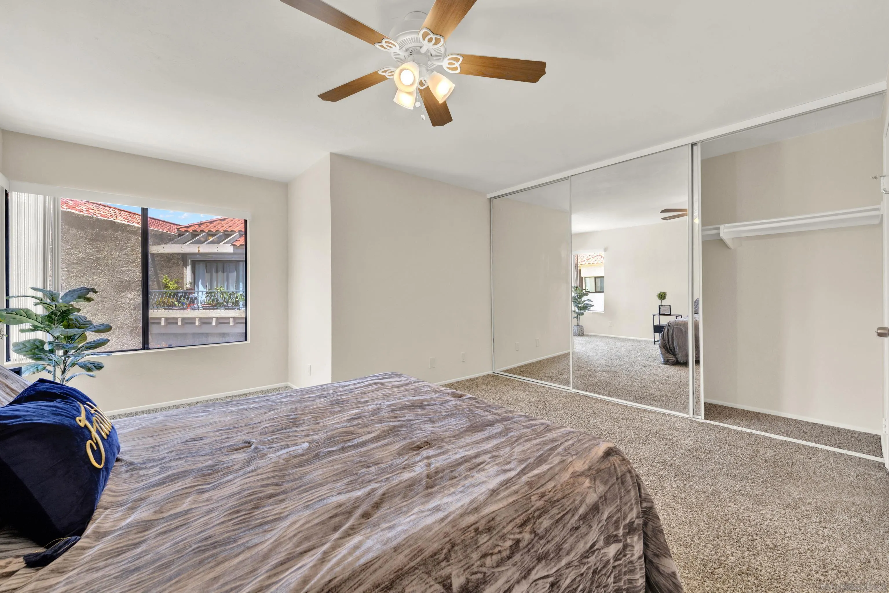 https://cdn.realtyfeed.com/cdn/127/260011738/fe4b435bc9497d566143d62ddc7349d6.webp