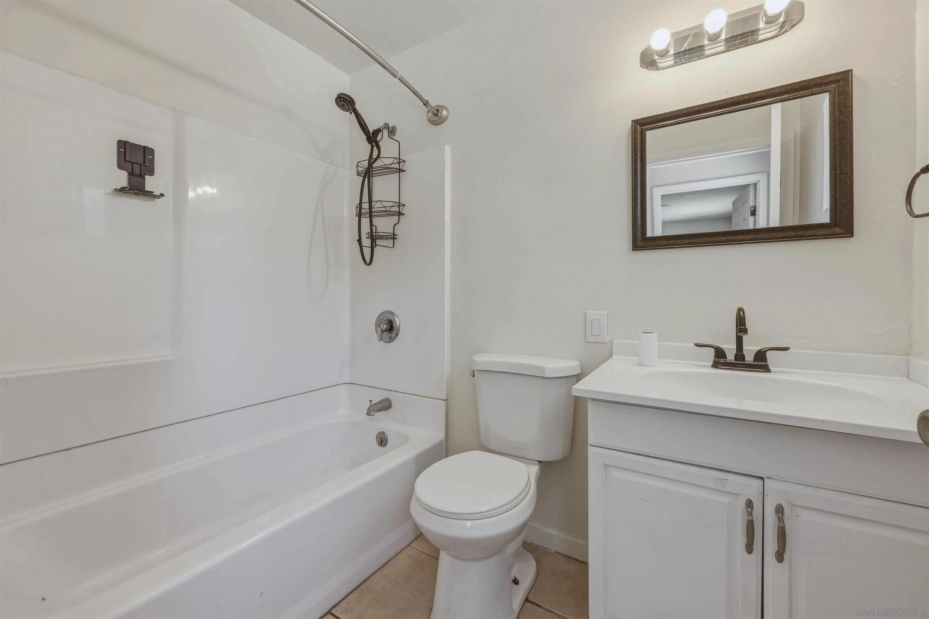 https://cdn.realtyfeed.com/cdn/127/260011739/69245a19cfd6efd03bb19a785b95f7d2.webp