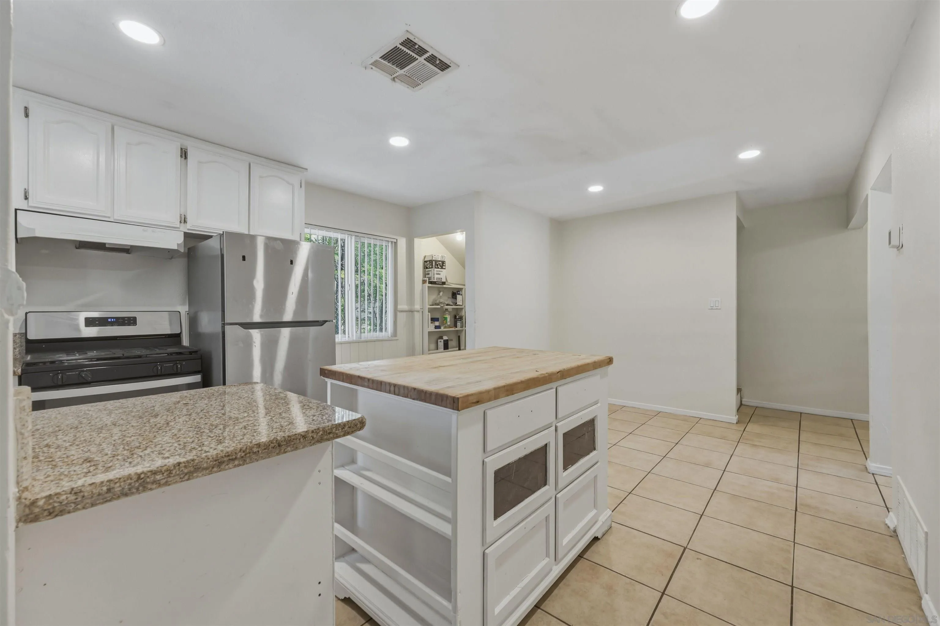https://cdn.realtyfeed.com/cdn/127/260011739/ce1c95b6fb84ea1eb61560cafbb1bc2b.webp