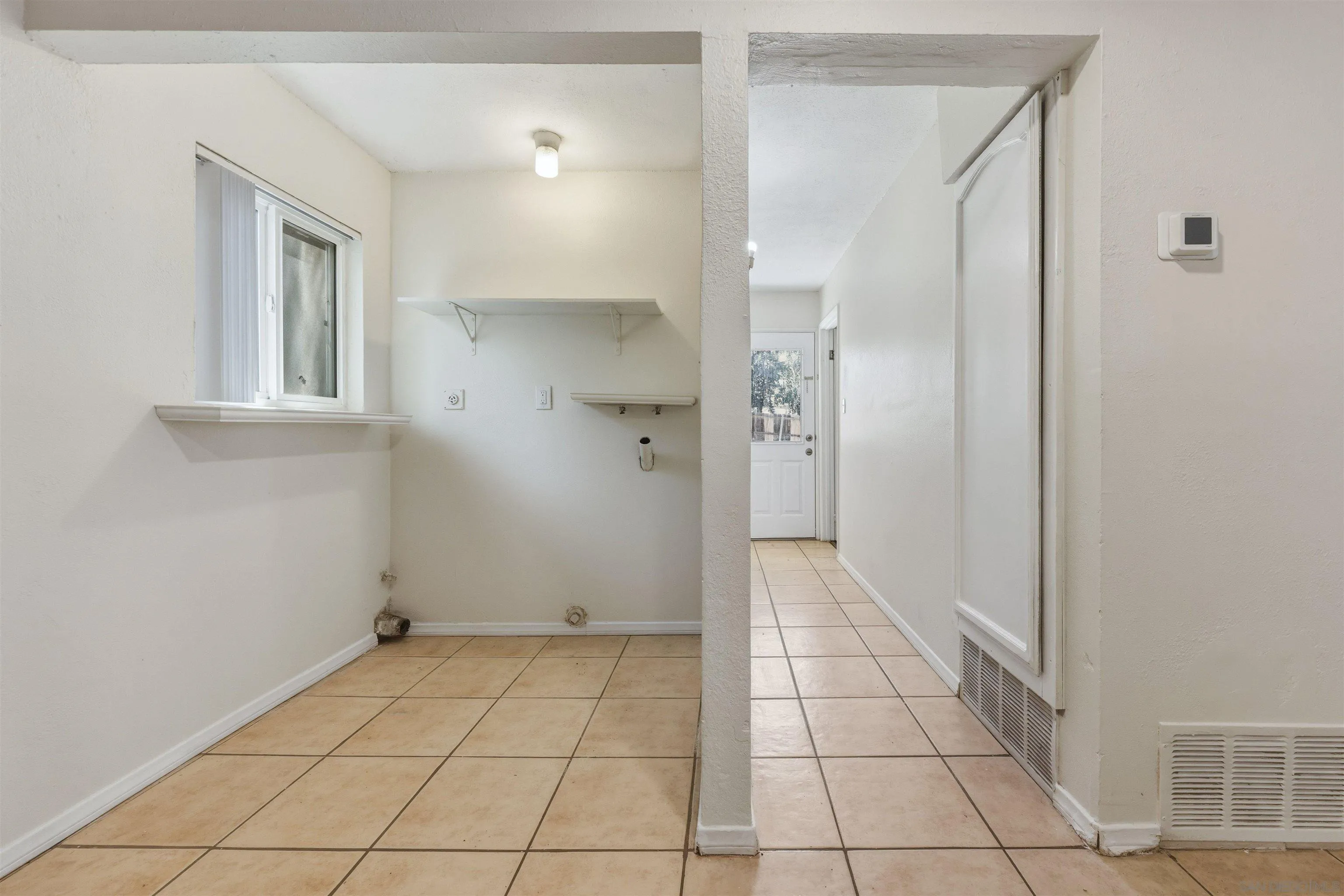 https://cdn.realtyfeed.com/cdn/127/260011739/e6cff89772145a6c67d701a4e1fb3a56.webp