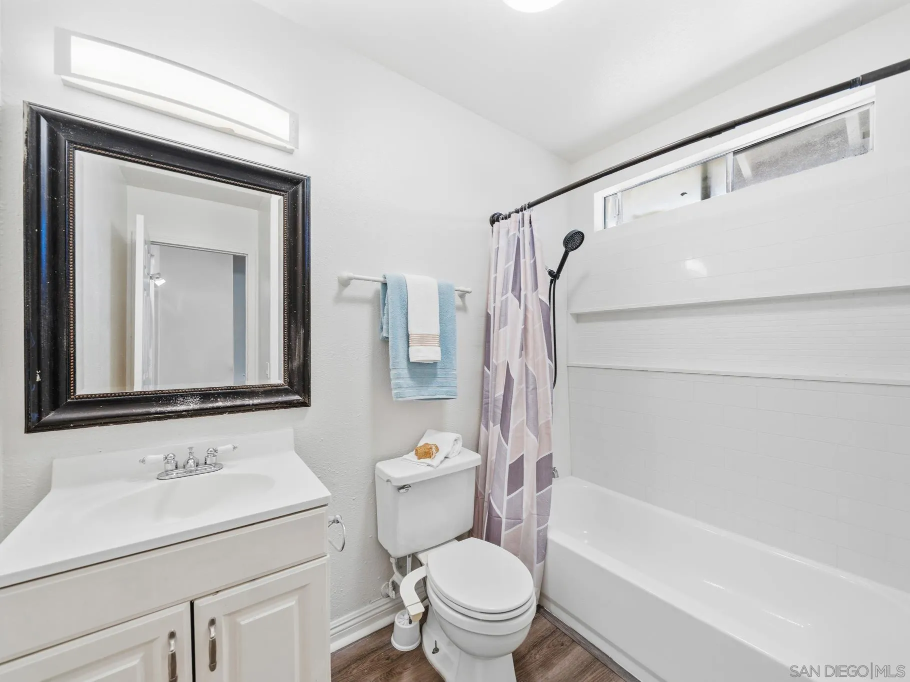 Photo #14: 260011743 Listing: Photo #14