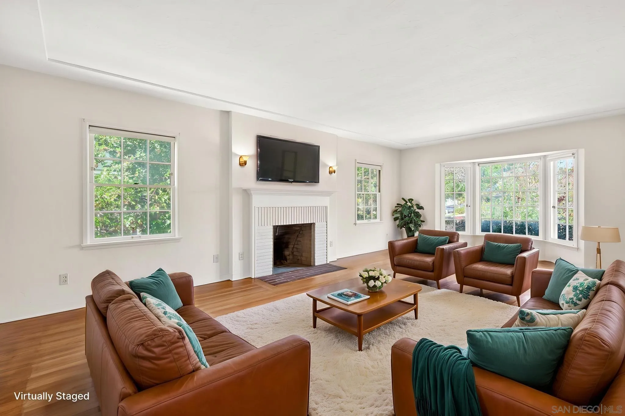 https://cdn.realtyfeed.com/cdn/127/260011746/386875c829a7c93415b03c0c99ae4c9b.webp