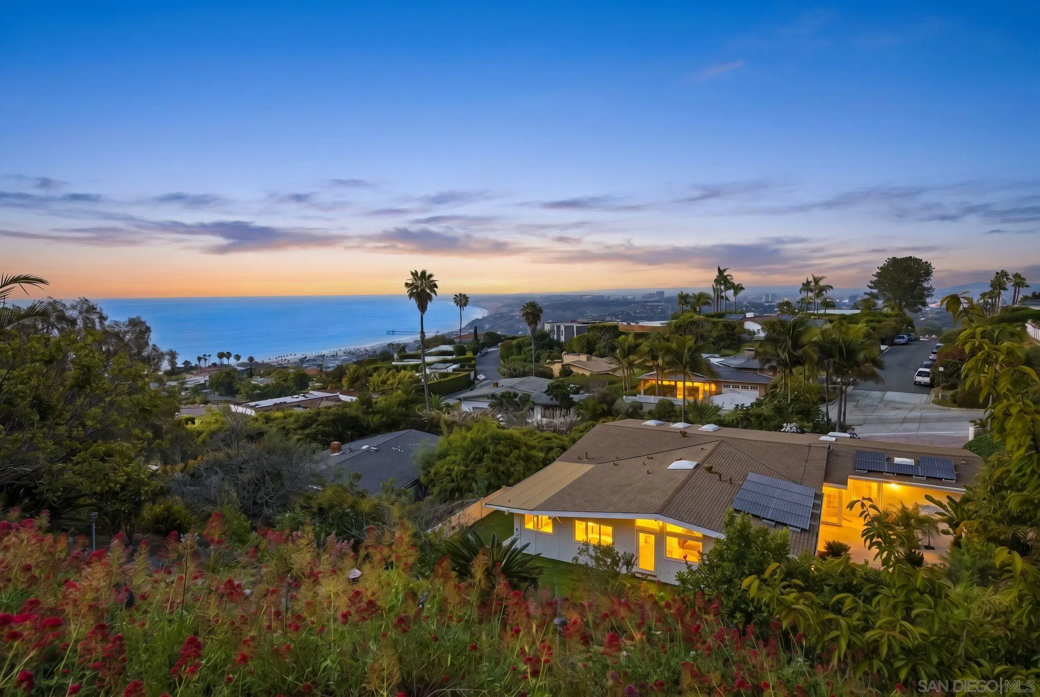 https://cdn.realtyfeed.com/cdn/127/260011749/0919464455b0779bd15cd08f351099f5.webp