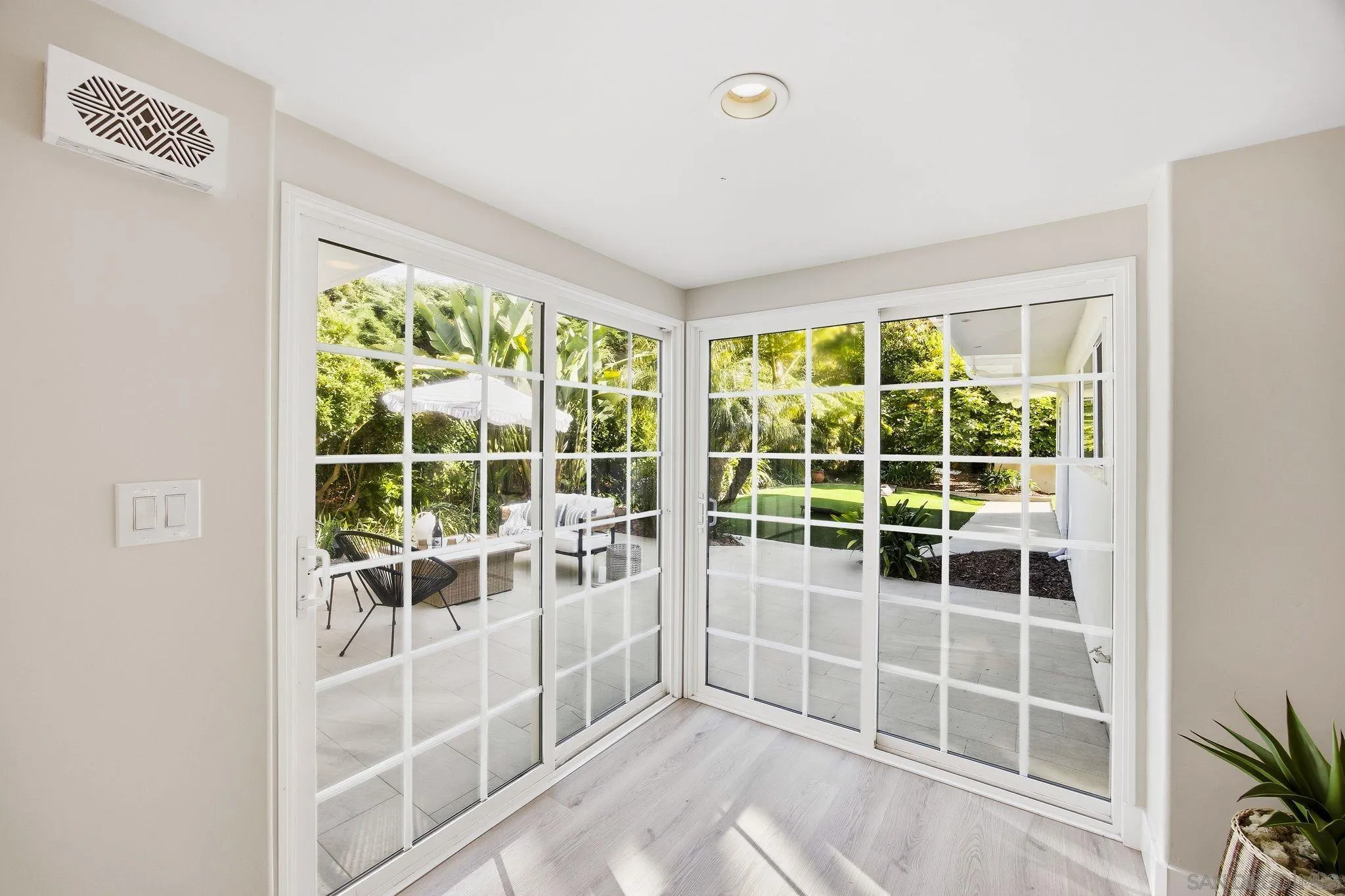 https://cdn.realtyfeed.com/cdn/127/260011749/764665f9a5a94c16f2639e1234957c81.webp