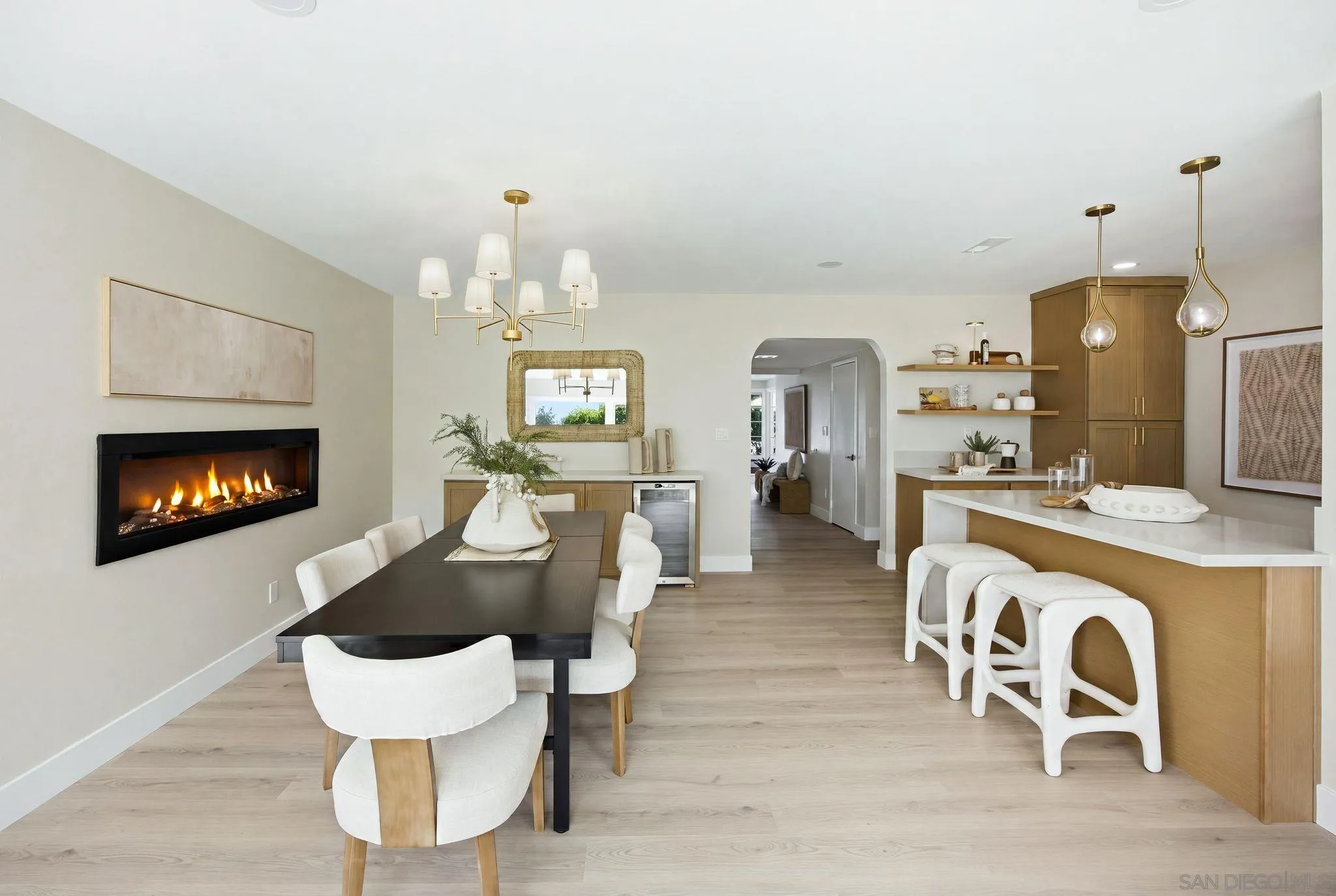 https://cdn.realtyfeed.com/cdn/127/260011749/87264d5a813c393c44d910f6a21c7bb2.webp