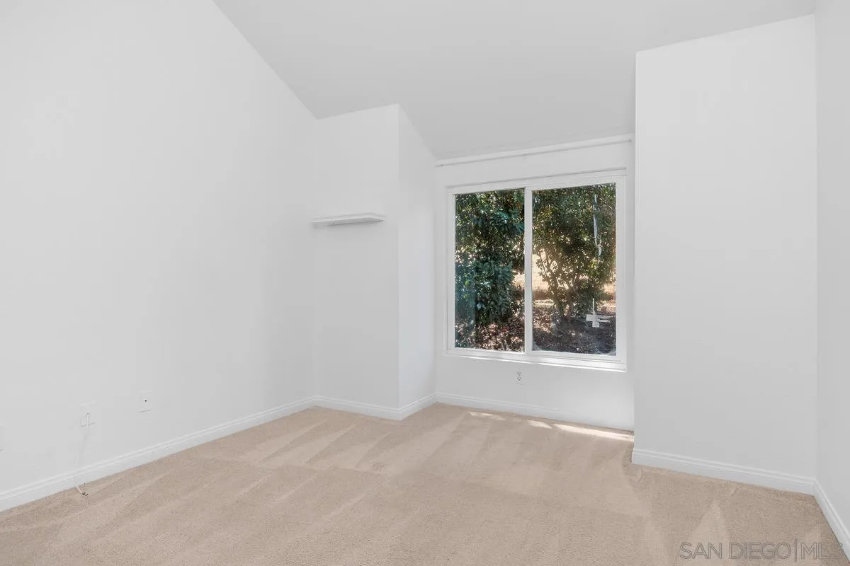 Photo #14: 260011754 Listing: Photo #14