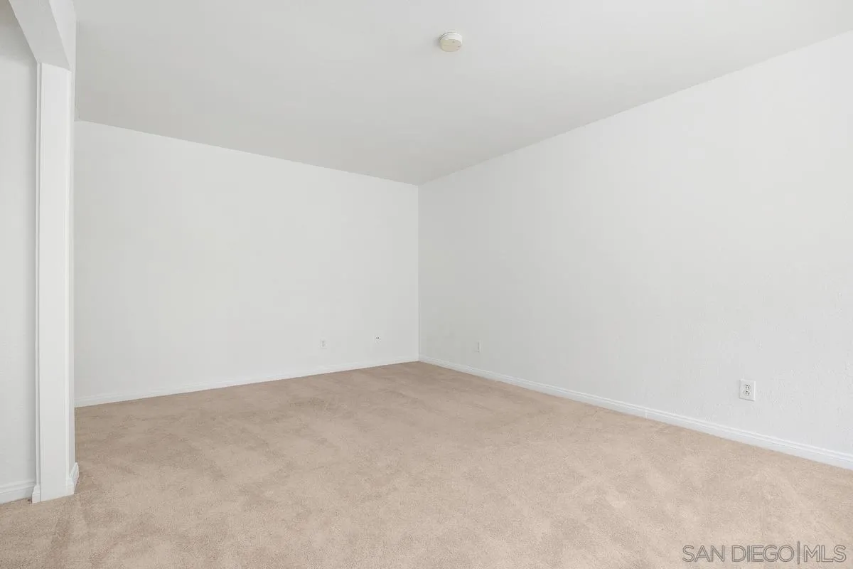 Photo #17: 260011754 Listing: Photo #17