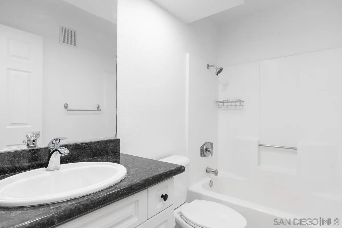 Photo #16: 260011754 Listing: Photo #16