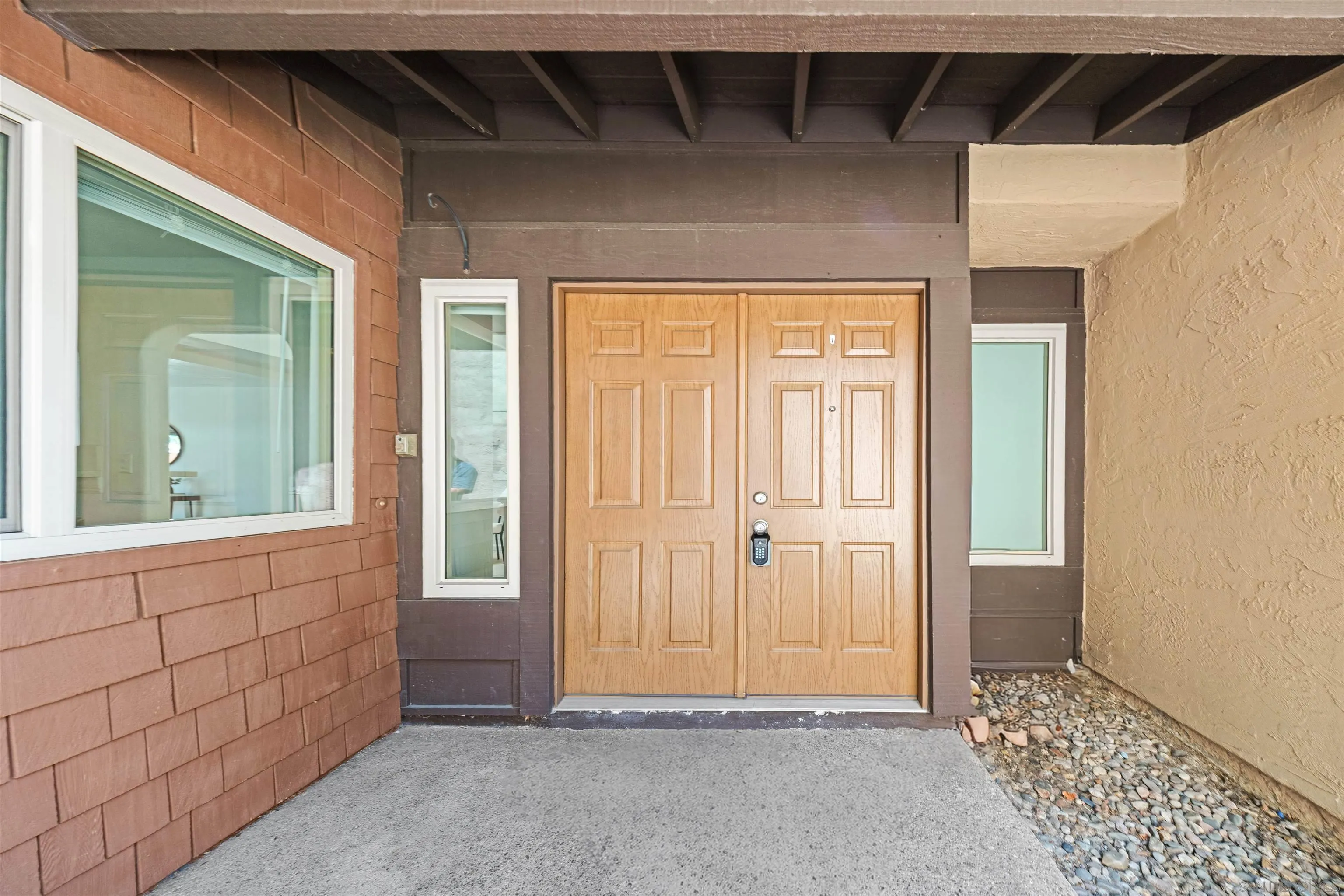 Photo #4: 260011755 Listing: Photo #4