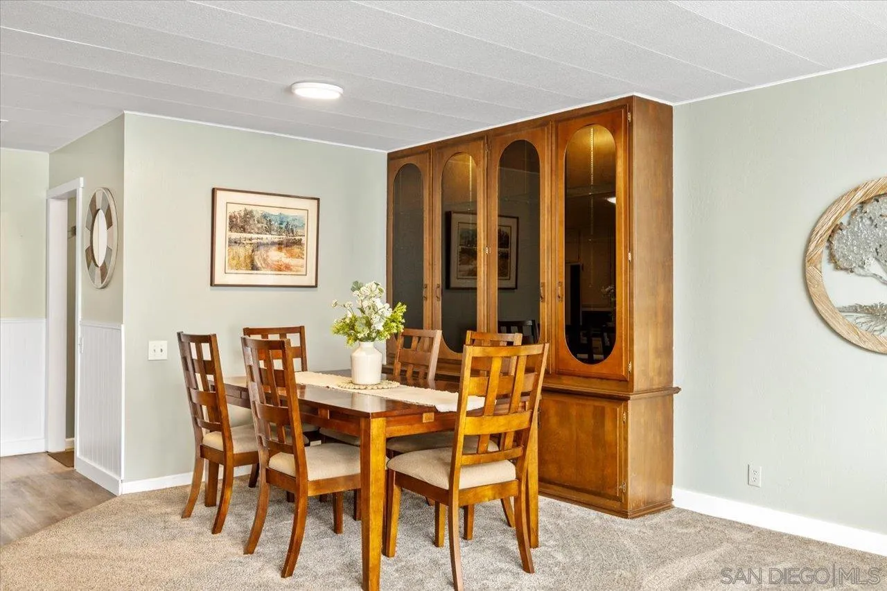 https://cdn.realtyfeed.com/cdn/127/260011762/248e8d39cc3406a46ed5d34046907949.webp