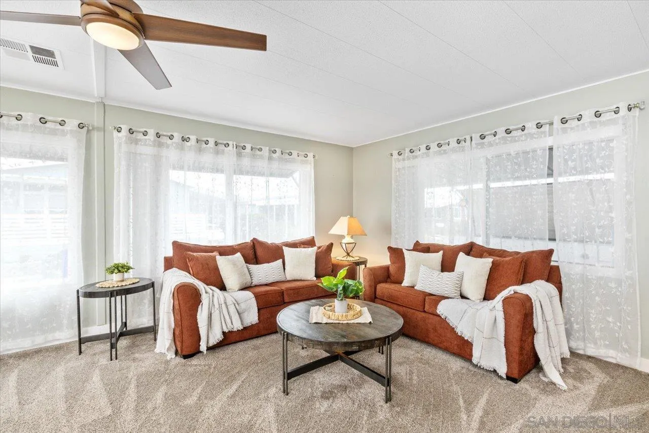 https://cdn.realtyfeed.com/cdn/127/260011762/ee8cceda177936c6b027c3a21dee4461.webp