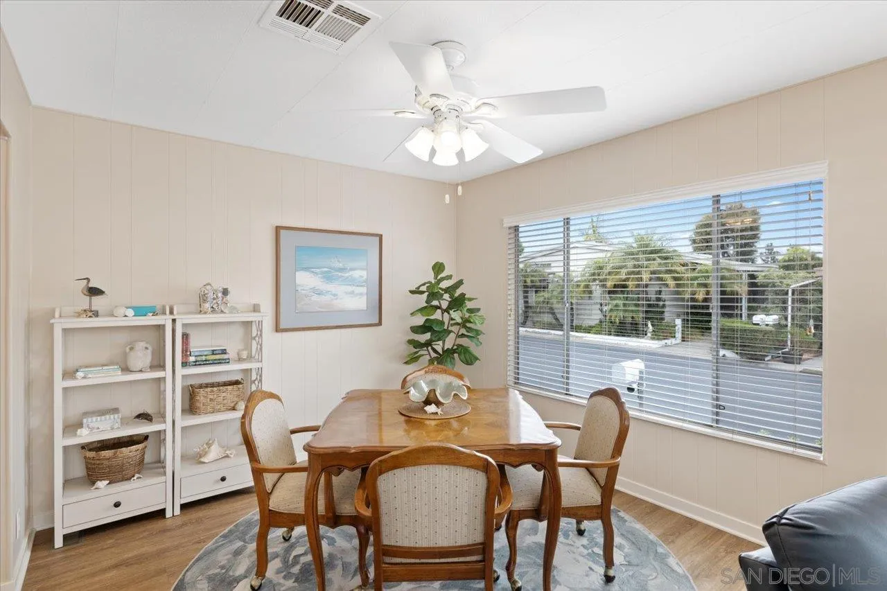 https://cdn.realtyfeed.com/cdn/127/260011763/c3c240e19e857550916d6f9ae18bb210.webp