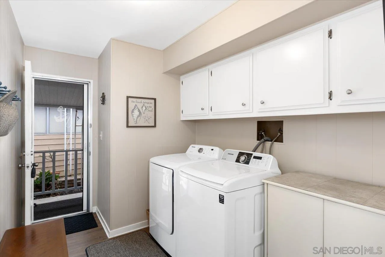 https://cdn.realtyfeed.com/cdn/127/260011763/f8f7ff6ab8ba3a04b4a8f5733c8bfdb5.webp