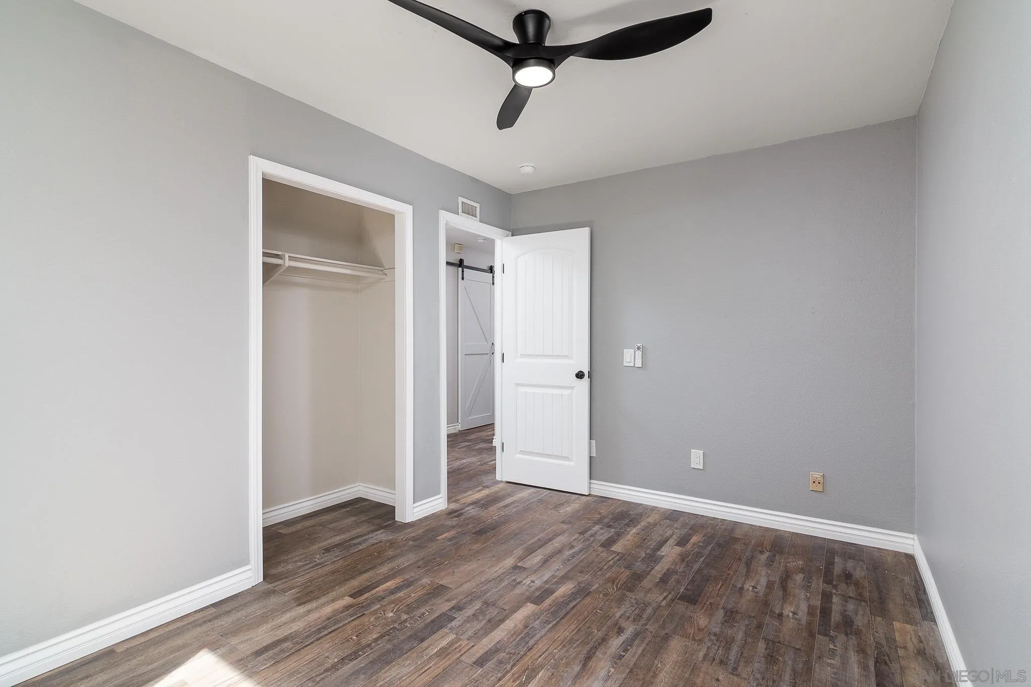 https://cdn.realtyfeed.com/cdn/127/260011767/27768d0f16702f2d33f08e3dd599c579.webp