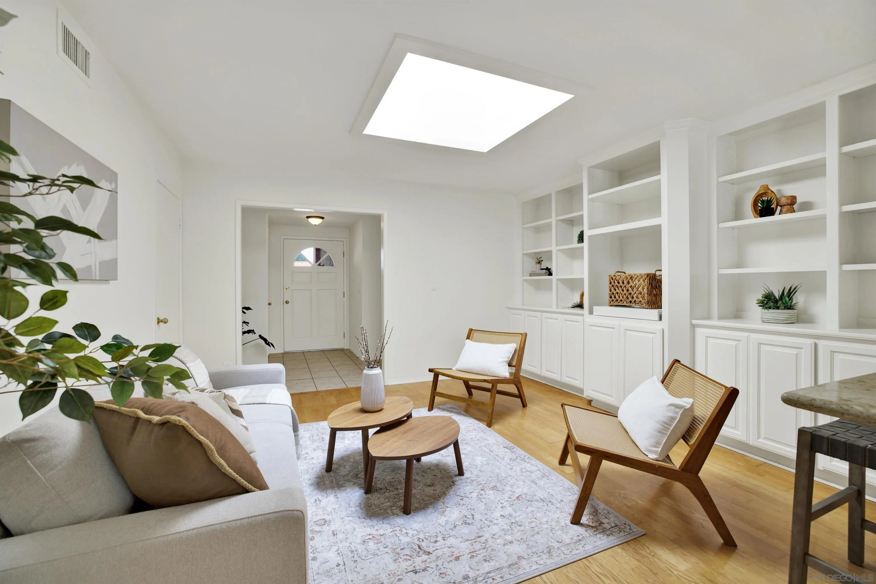 https://cdn.realtyfeed.com/cdn/127/260011775/073260ba07b008c11f8ed47b0745a081.webp