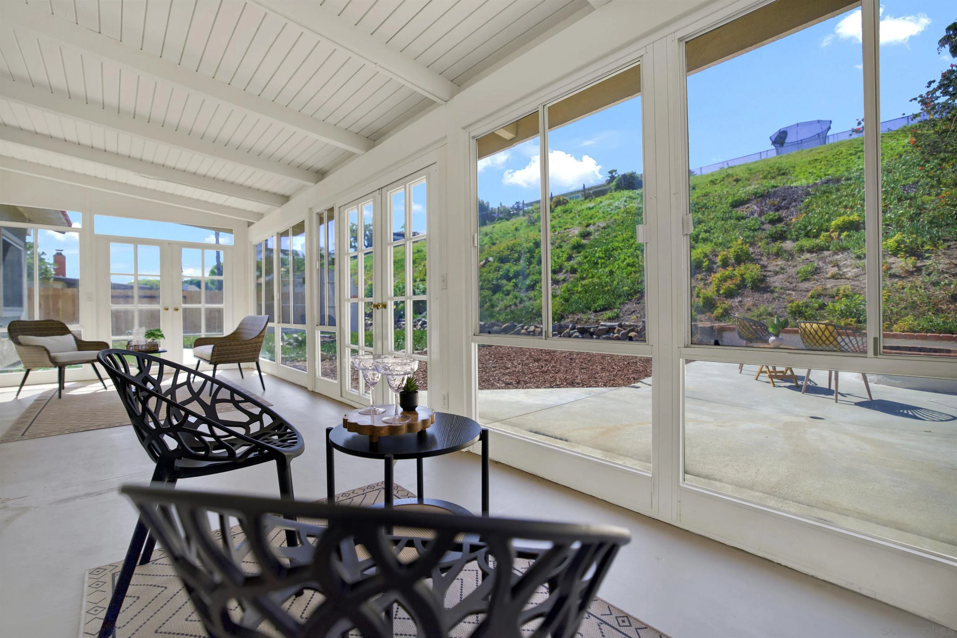 https://cdn.realtyfeed.com/cdn/127/260011775/88d677328708275907c364d2bdc05251.webp