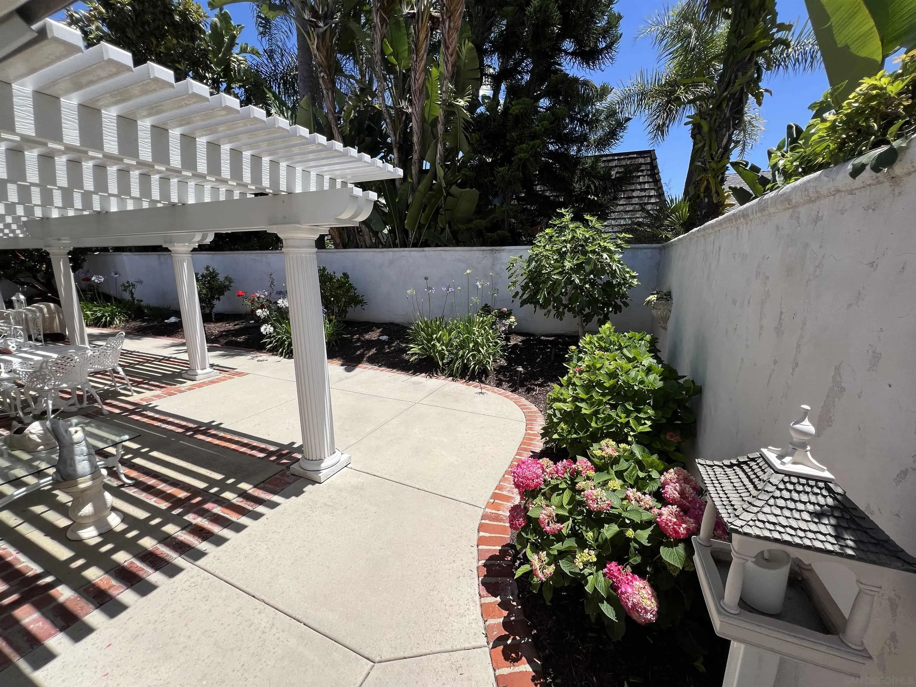 https://cdn.realtyfeed.com/cdn/127/260011777/3d7bf4aa00b1bc8835c22927243a5f2a.webp