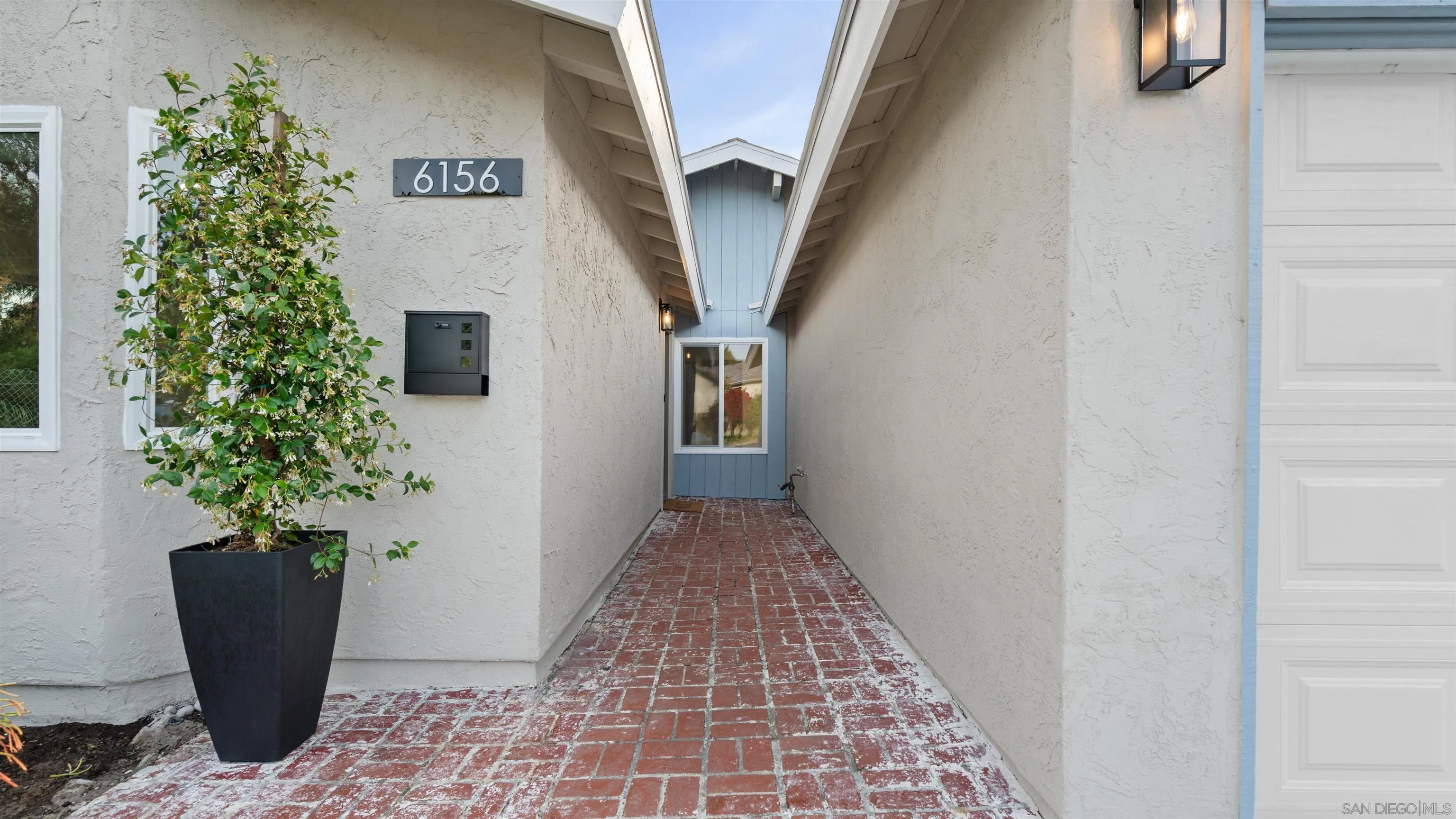 https://cdn.realtyfeed.com/cdn/127/260011779/1b919e6204f128dfdd71e2eb1c3d7836.webp