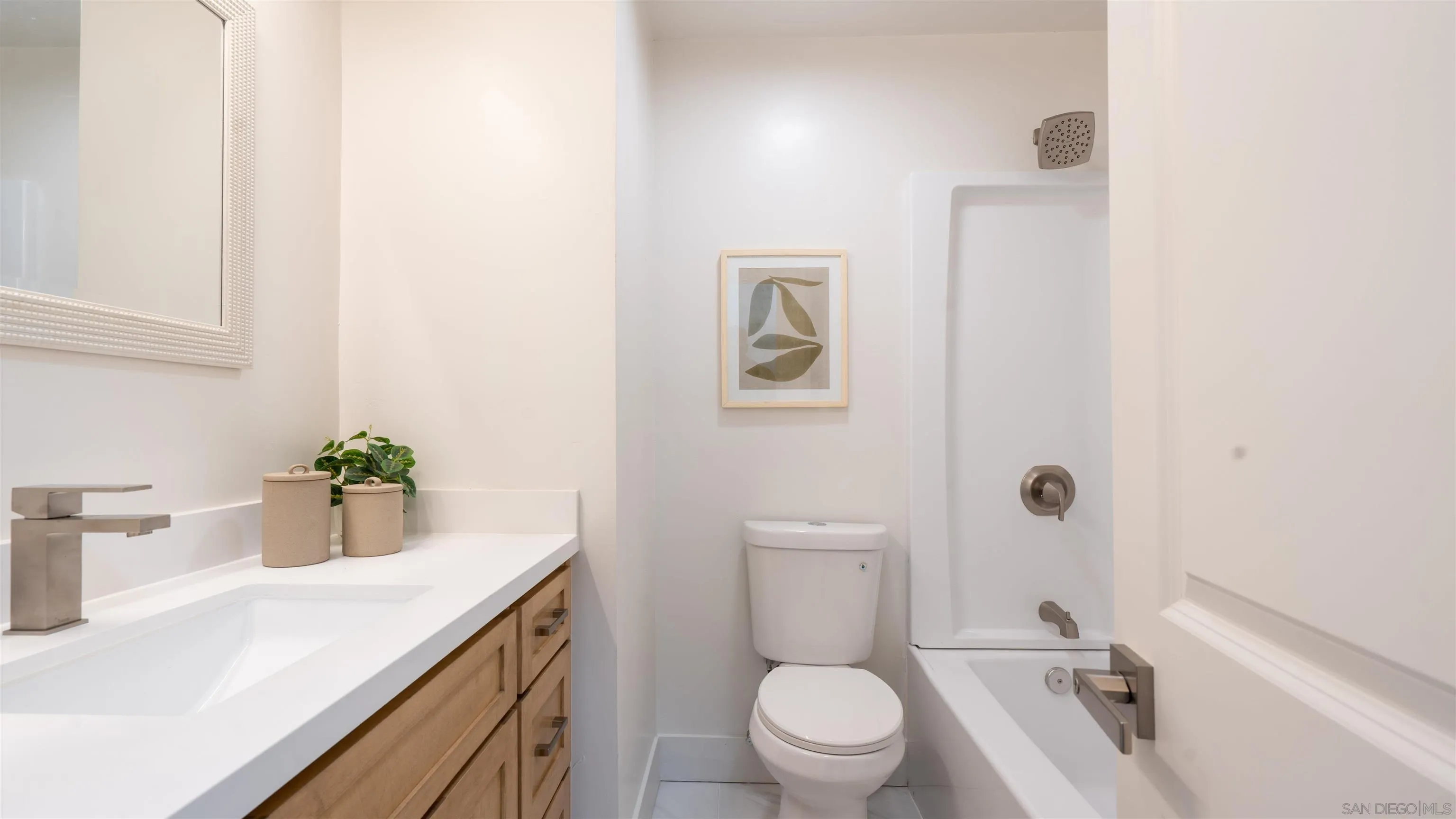 https://cdn.realtyfeed.com/cdn/127/260011779/4bde4e6f5c7f1aef466aa85a25ede35a.webp