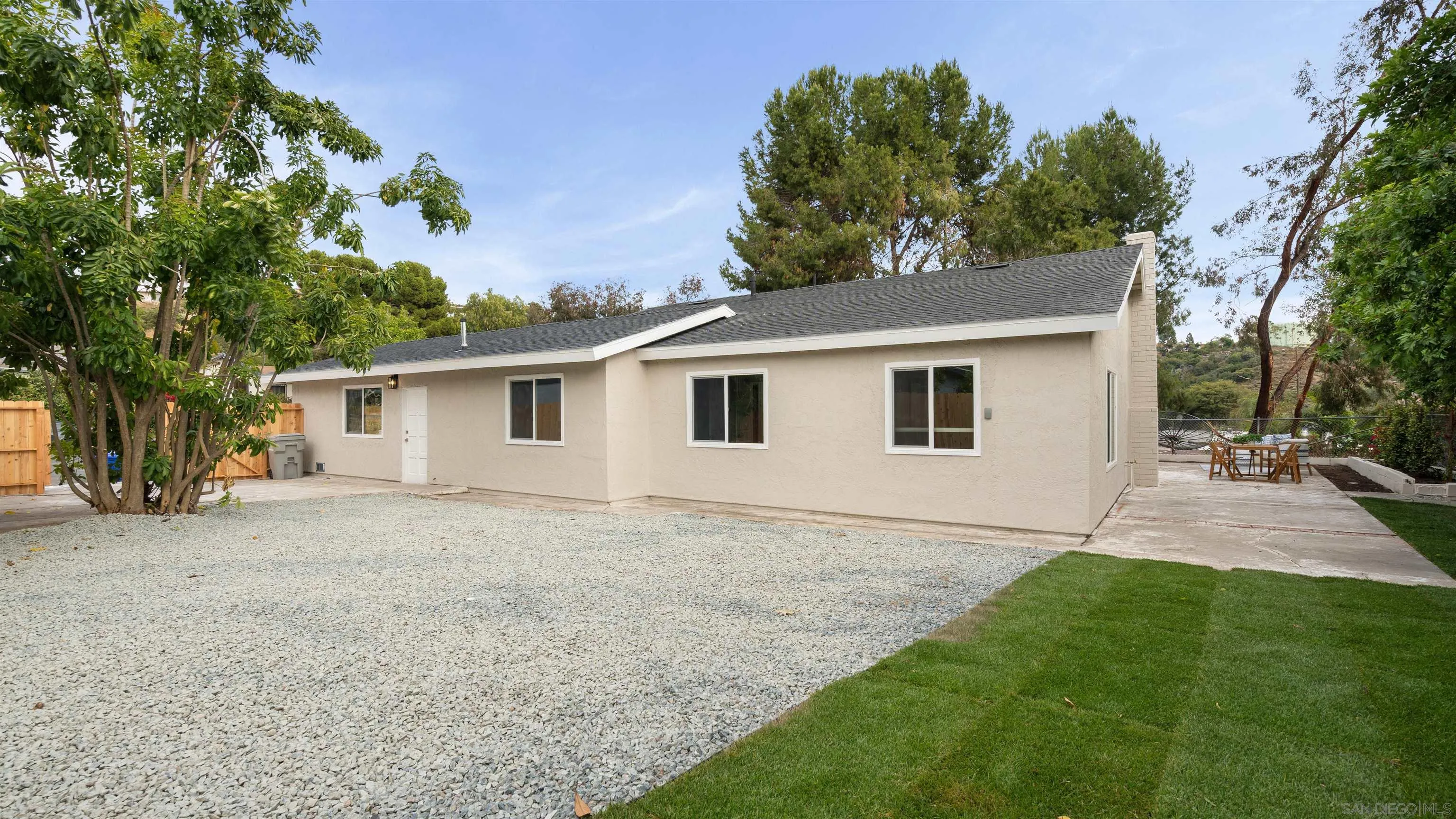 https://cdn.realtyfeed.com/cdn/127/260011779/b7868ad96bda8ac59f993cc9633ebb40.webp