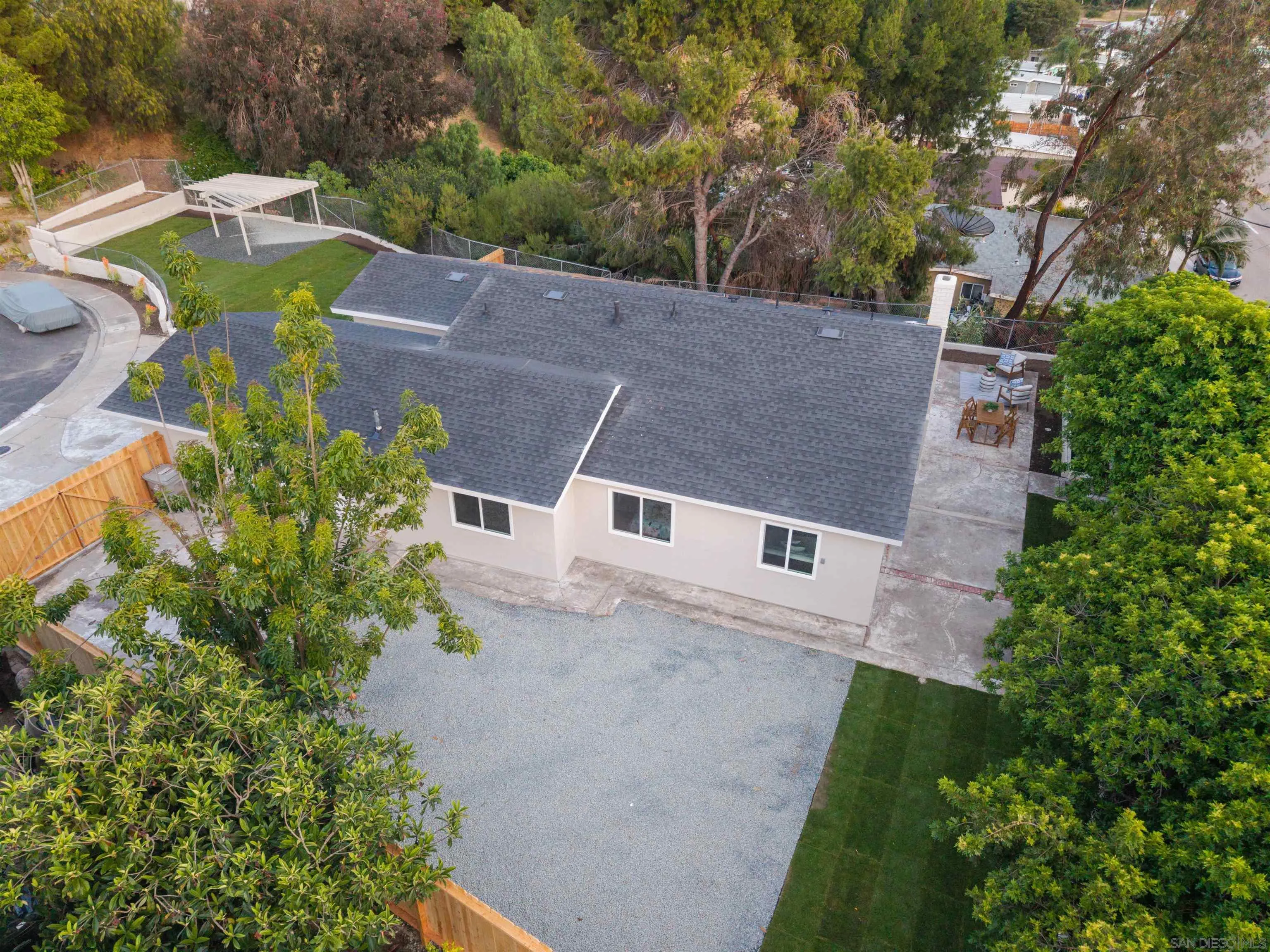https://cdn.realtyfeed.com/cdn/127/260011779/f30db8d35a2c17f7686b9525fd15c52b.webp