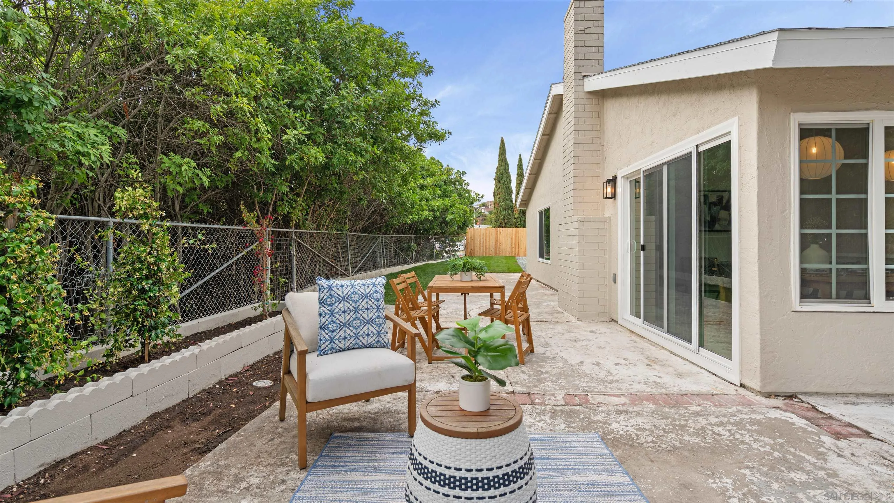 https://cdn.realtyfeed.com/cdn/127/260011779/f59693d035a22eb9d6be4ca38dec282e.webp