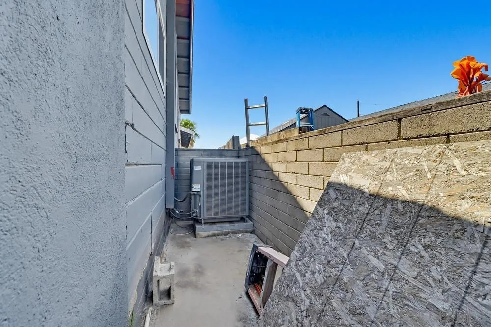 https://cdn.realtyfeed.com/cdn/127/260011781/ad1b960ded1c315d781effb341f9f92b.webp