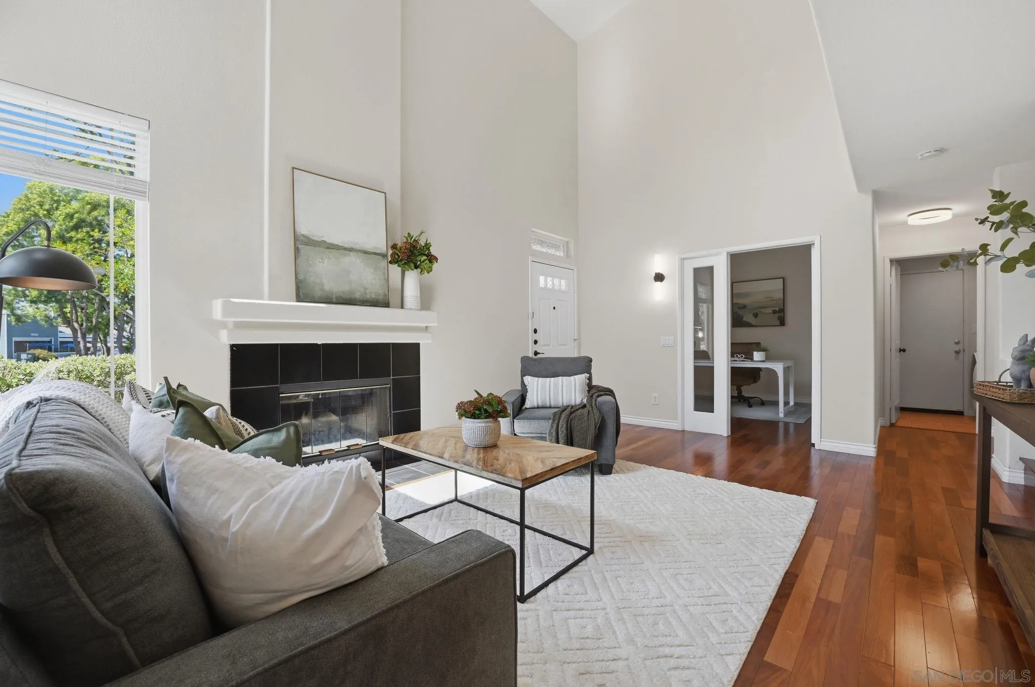 https://cdn.realtyfeed.com/cdn/127/260011786/11aff97b2680eb35f885690f5895625f.webp