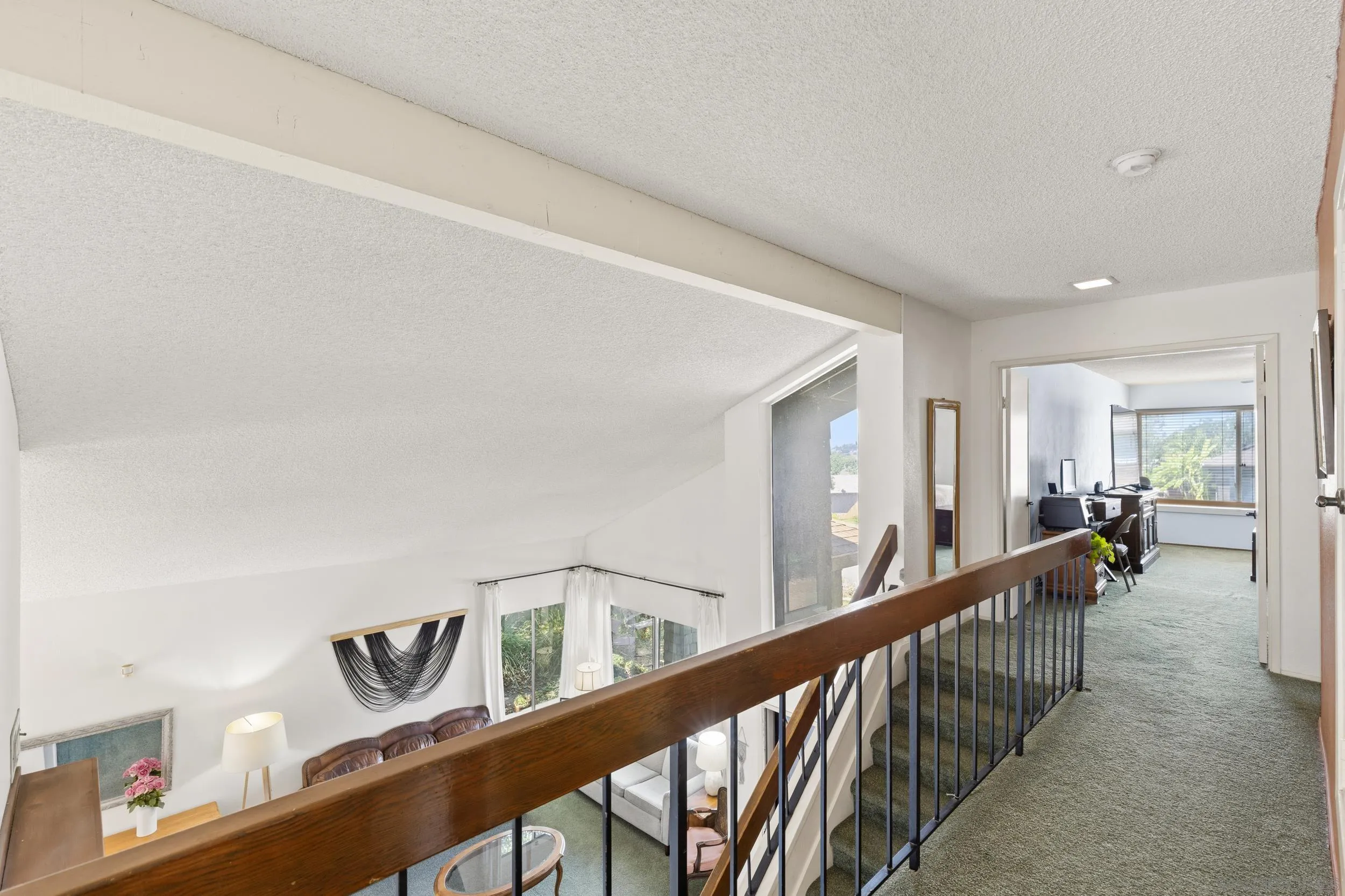 https://cdn.realtyfeed.com/cdn/127/260011787/cb2a68c9db2bd680277313ffd8de54ce.webp