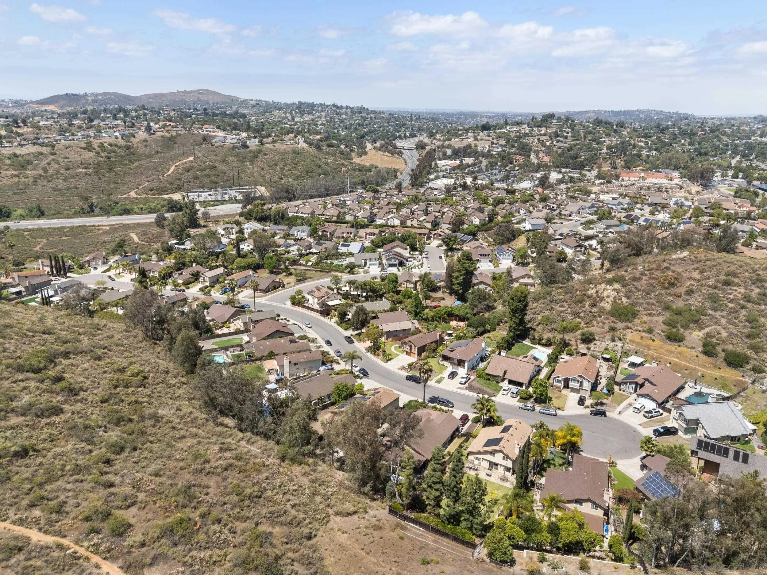 https://cdn.realtyfeed.com/cdn/127/260011787/f40065d82ec599b04dca1deef139d5fe.webp