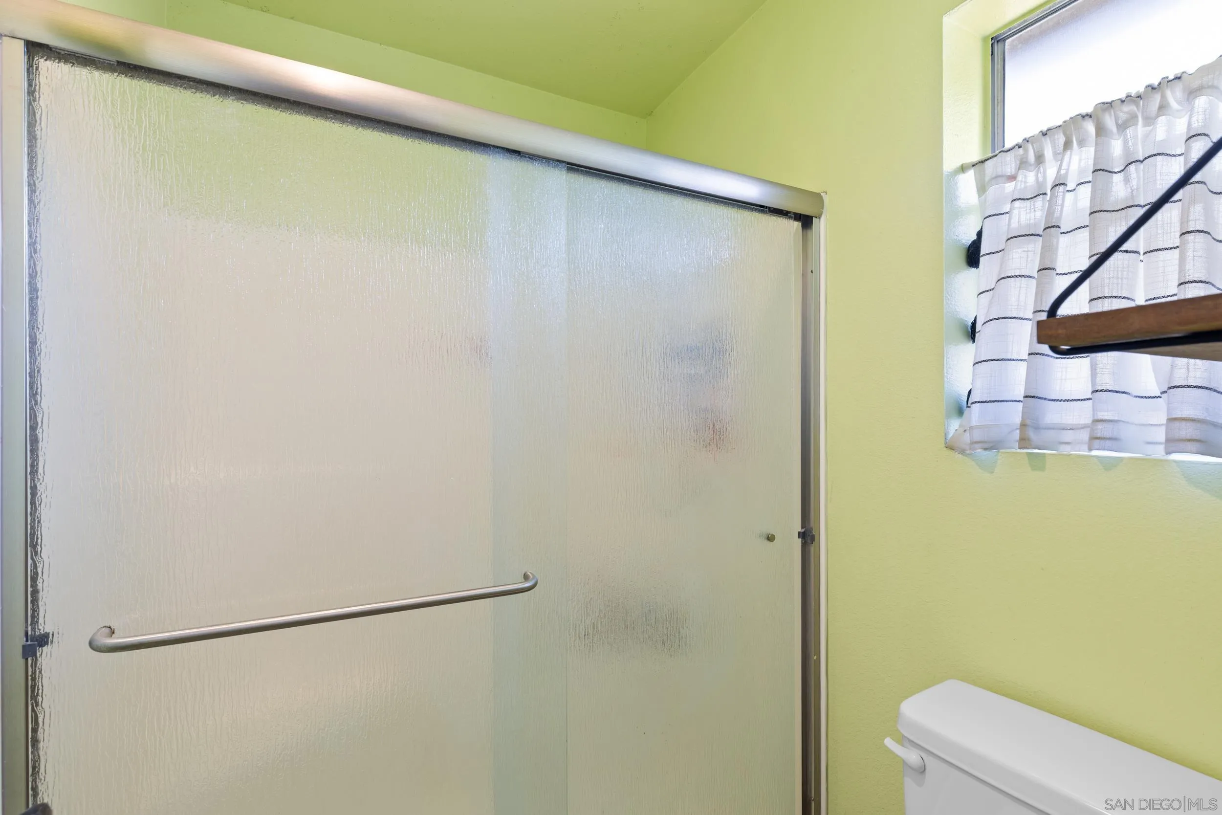 https://cdn.realtyfeed.com/cdn/127/260011787/f871b68cb5484431eafb86f429d70f5a.webp