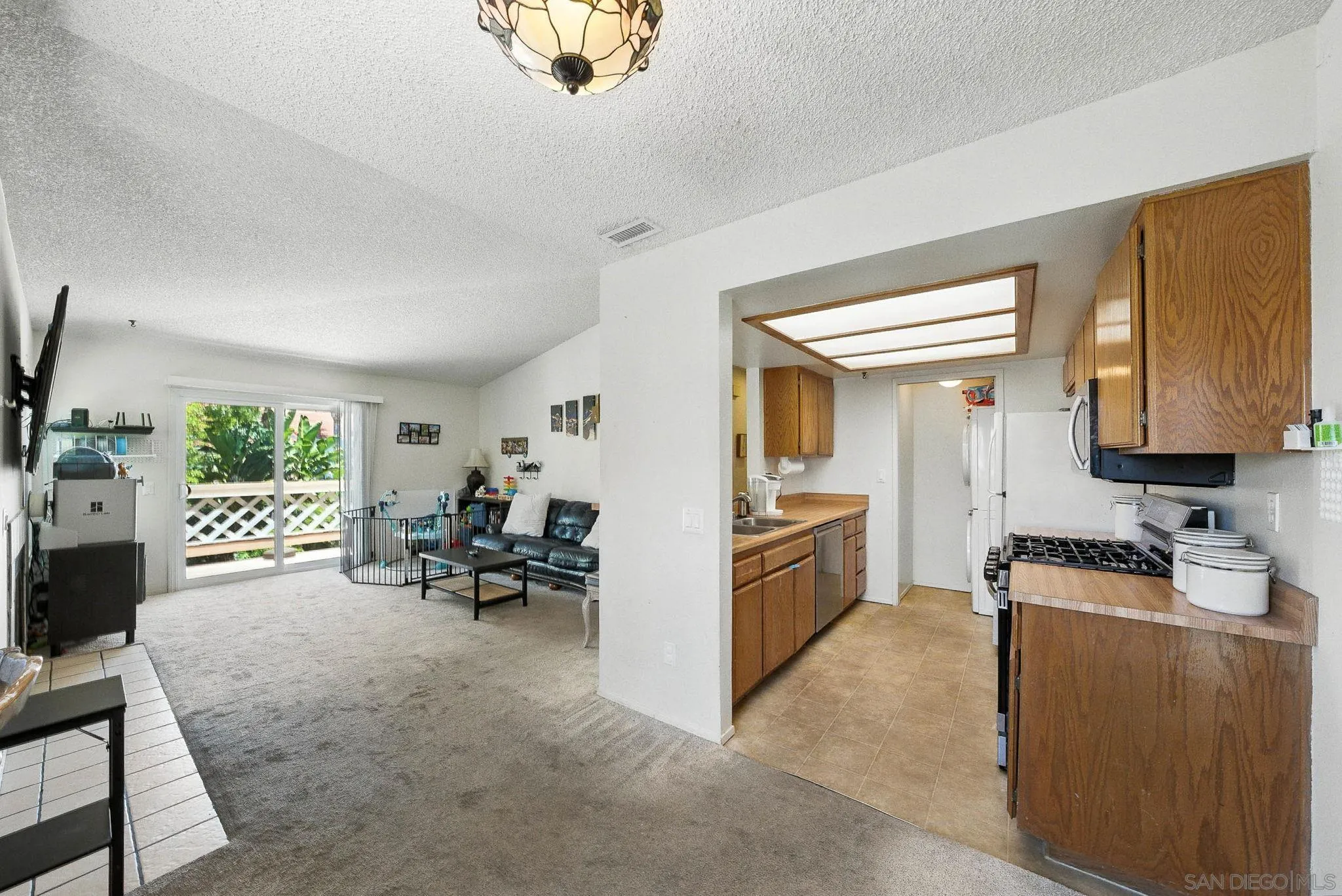 Photo #9: 260011791 Listing: Photo #9