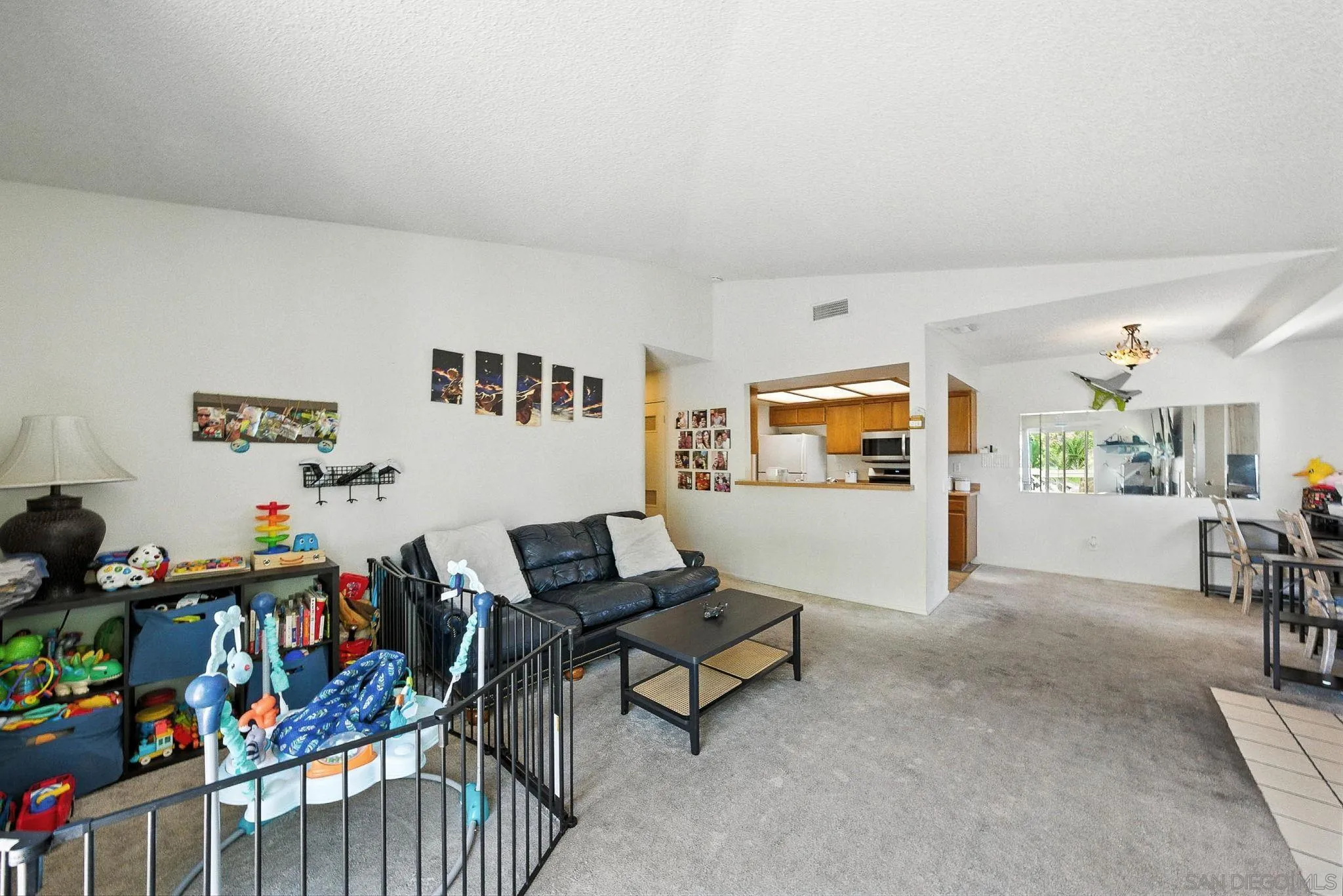 Photo #3: 260011791 Listing: Photo #3