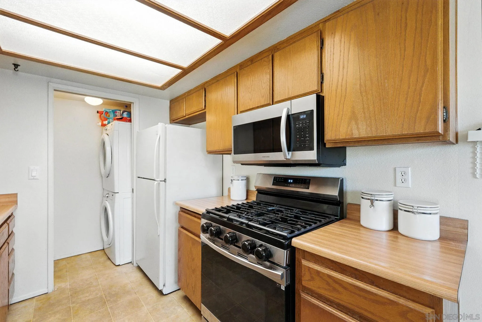 Photo #11: 260011791 Listing: Photo #11