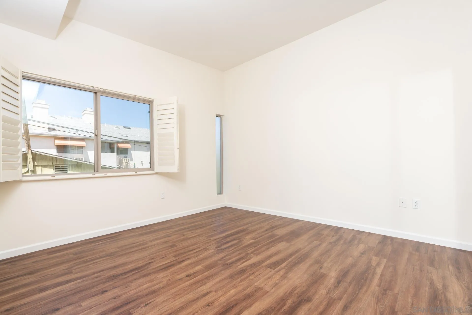 Photo #11: 260011792 Listing: Photo #11