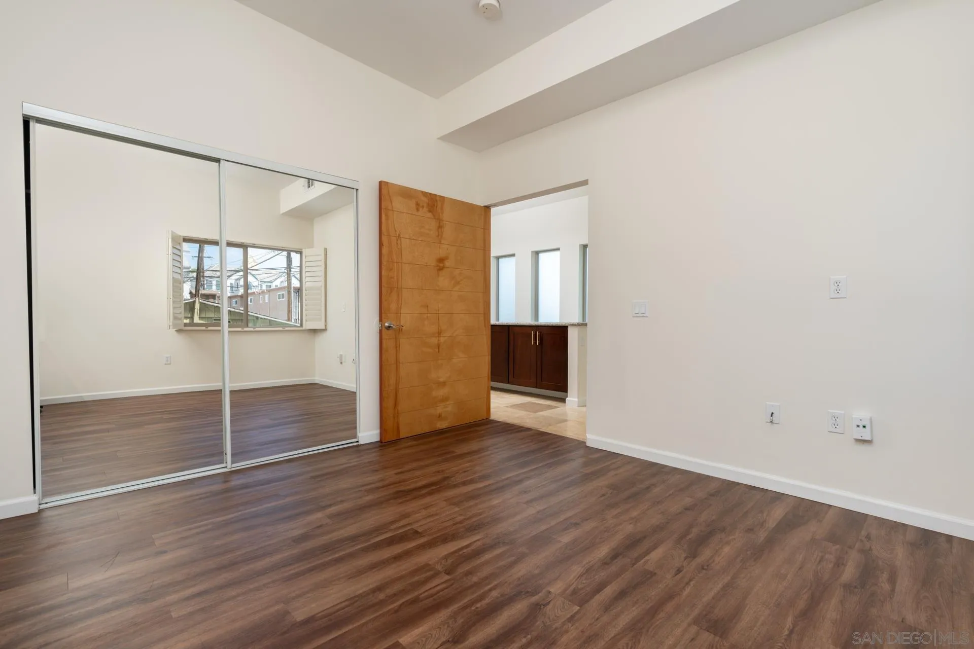 Photo #12: 260011792 Listing: Photo #12