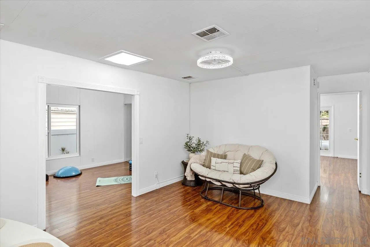 https://cdn.realtyfeed.com/cdn/127/260011794/4a780111513af960dc5206b1e73a7946.webp