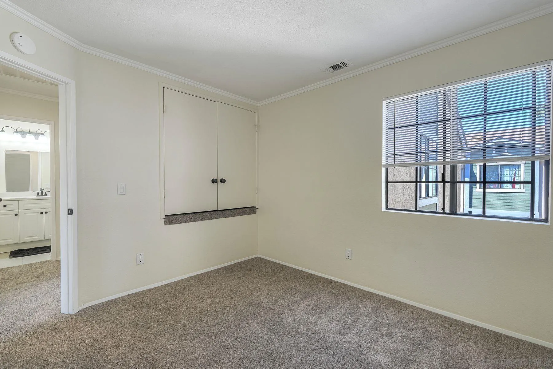 https://cdn.realtyfeed.com/cdn/127/260011796/2c8b5ac151461cb3740dc43537dd6a95.webp