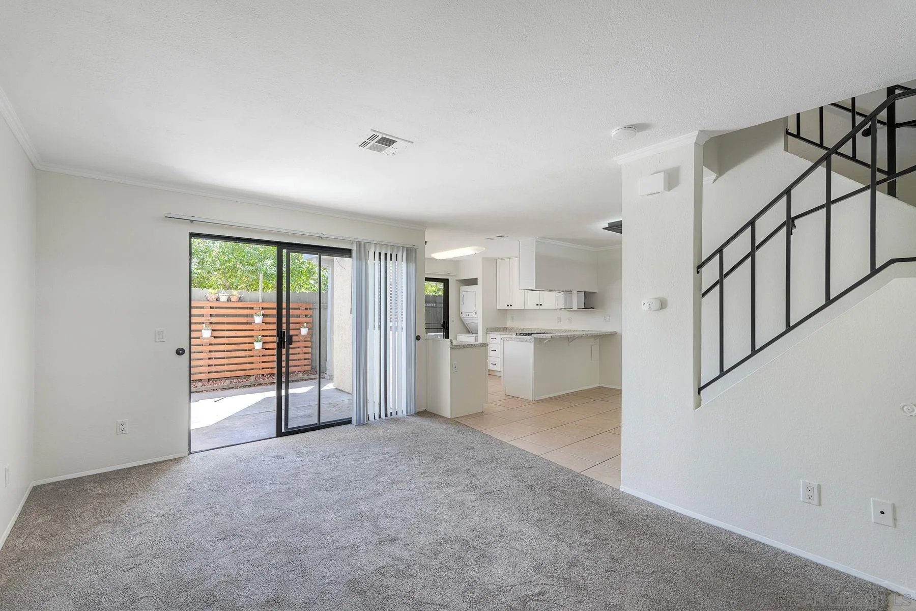 Photo #9: 260011796 Listing: Photo #9