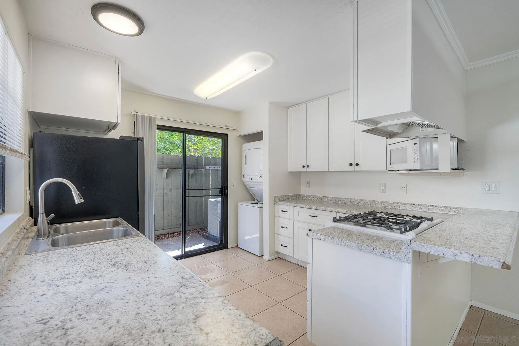 https://cdn.realtyfeed.com/cdn/127/260011796/a2b7785e400796e5ba441ce95b107ddd.webp
