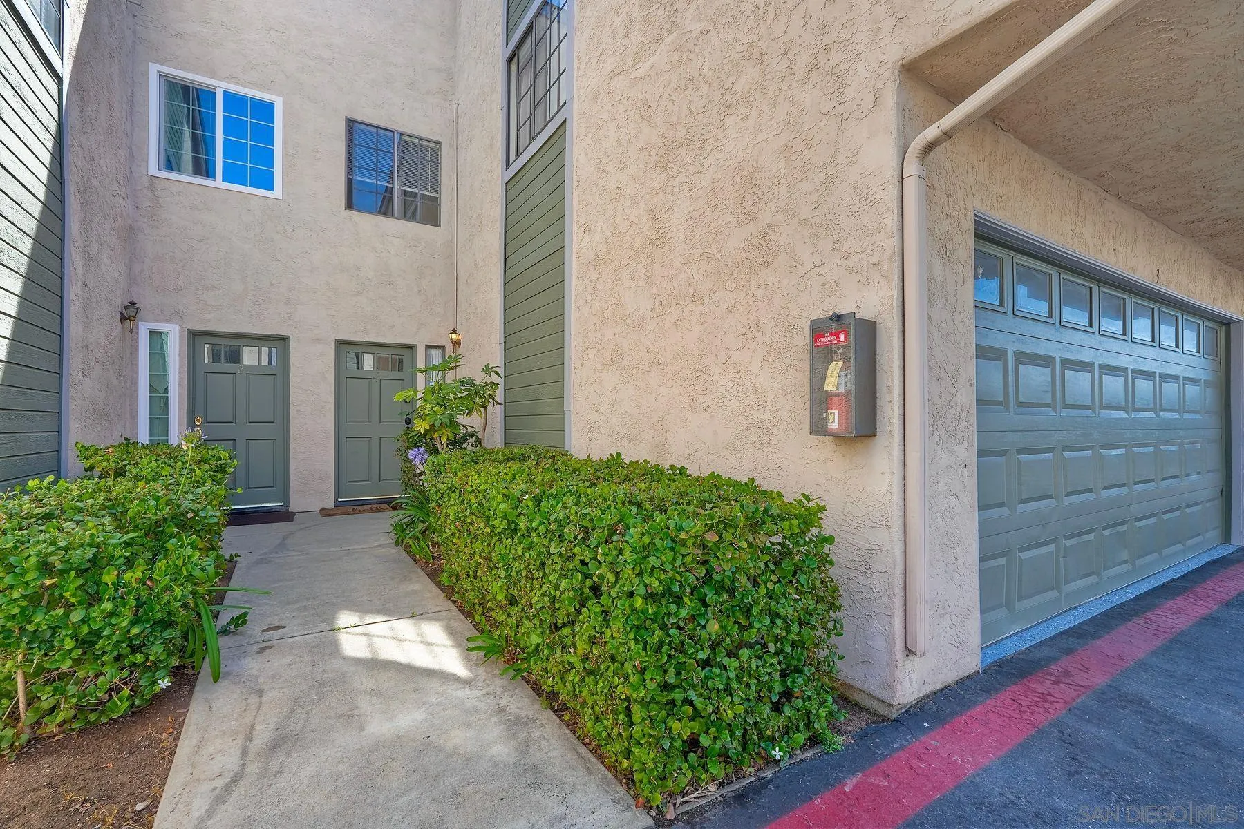 https://cdn.realtyfeed.com/cdn/127/260011796/aba41bd6956d4ed3c6be296b31a9b165.webp