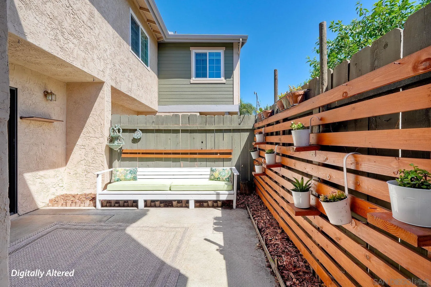 https://cdn.realtyfeed.com/cdn/127/260011796/bc8a5c8b4792ceff5af29abc2d8e3a7a.webp